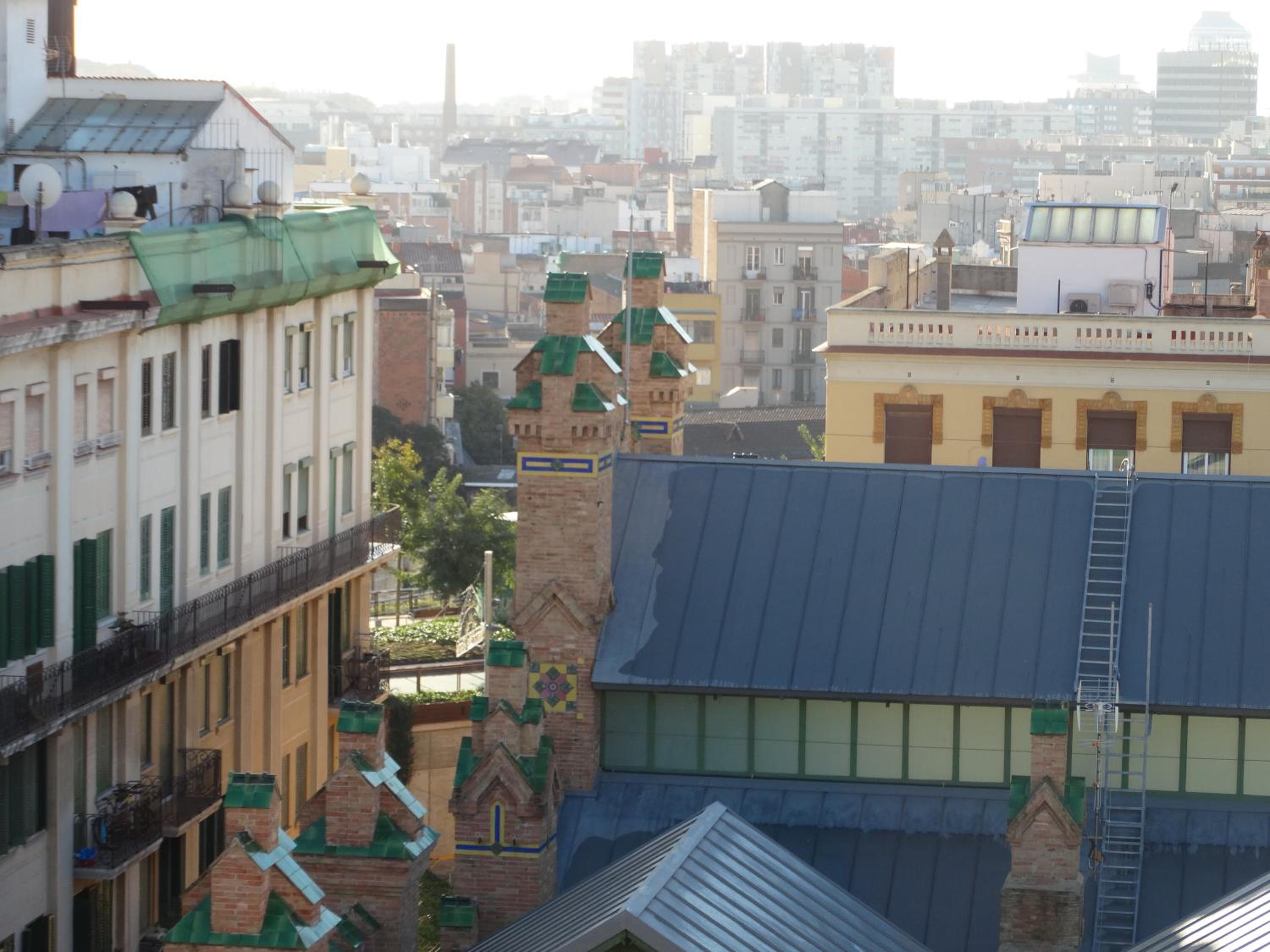 Feel at Sants Apartments