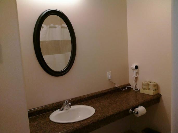 Auberge MacDonald Guest Inn