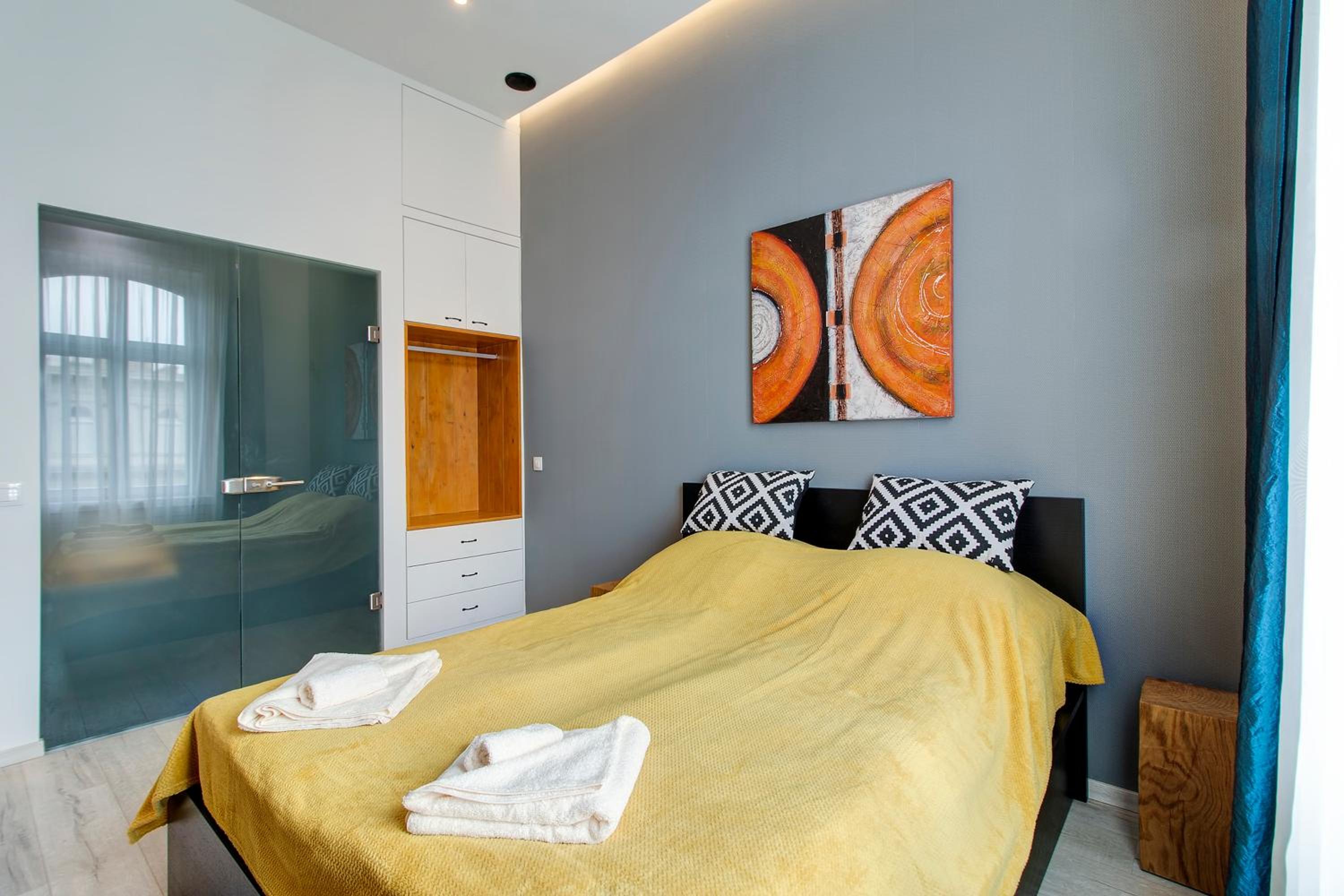 Luxury Apartment by Hi5 -Andrássy Suite view 3
