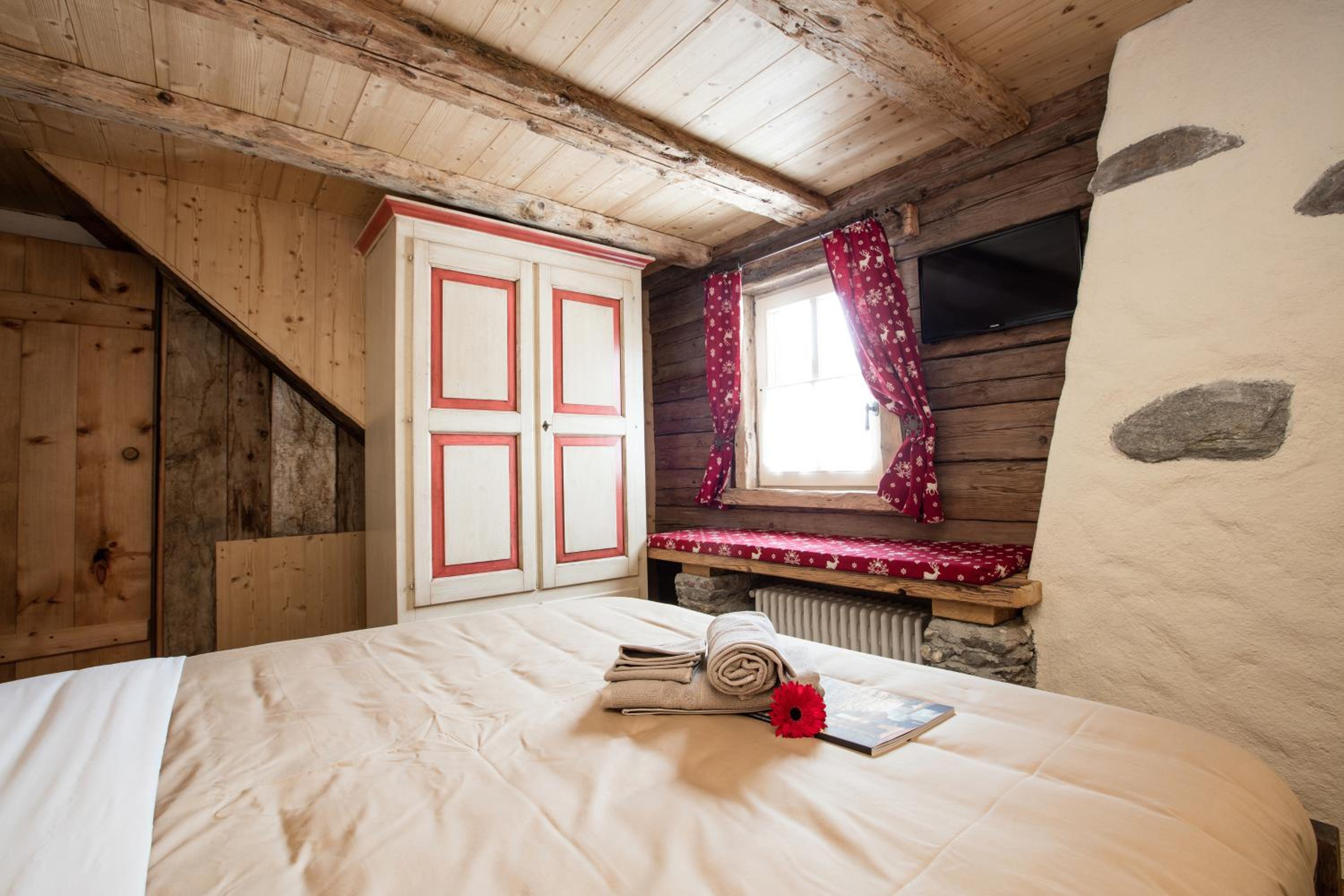Chalet Charm by Original Galli