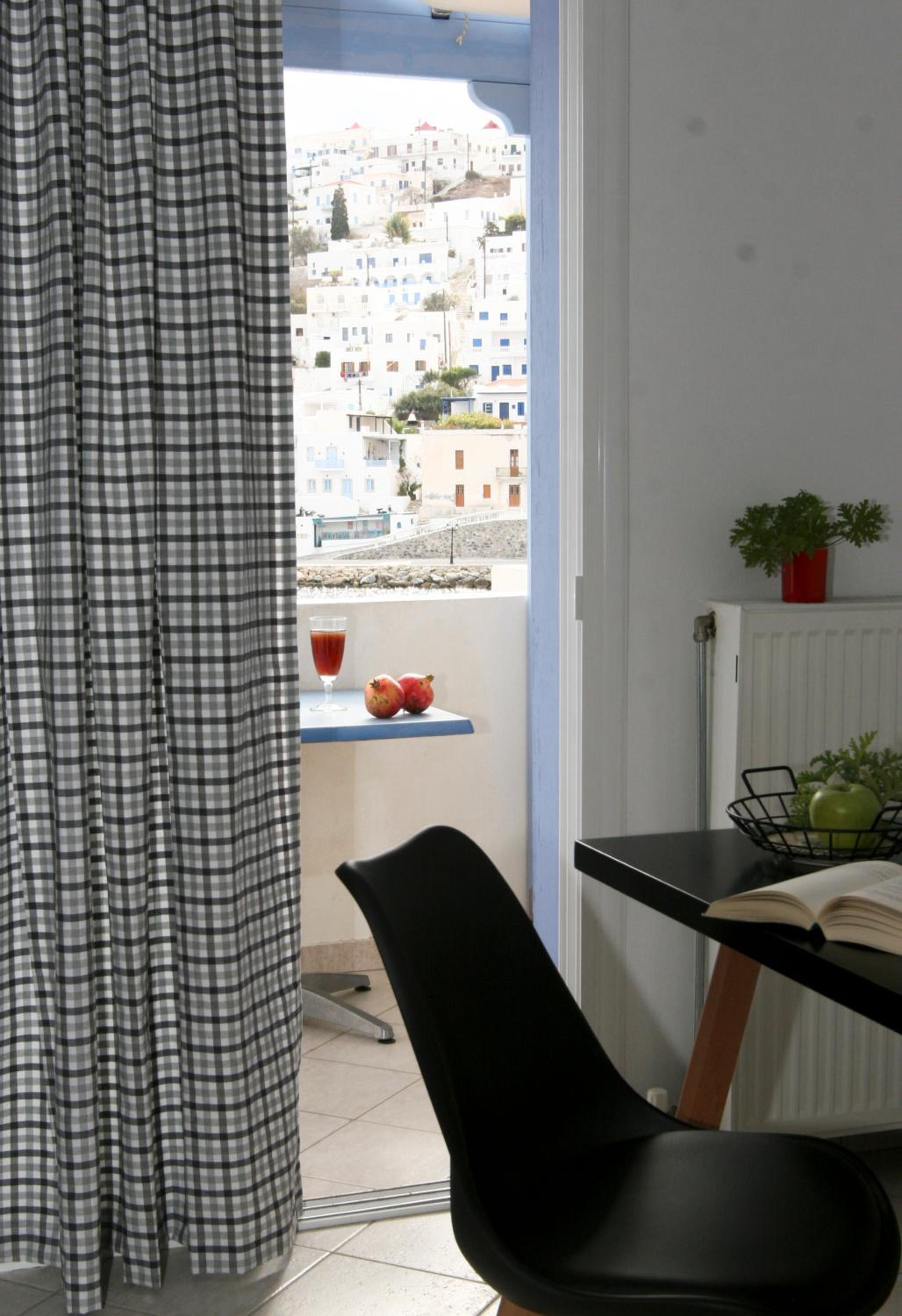 Vithos Seaside Aparthotel