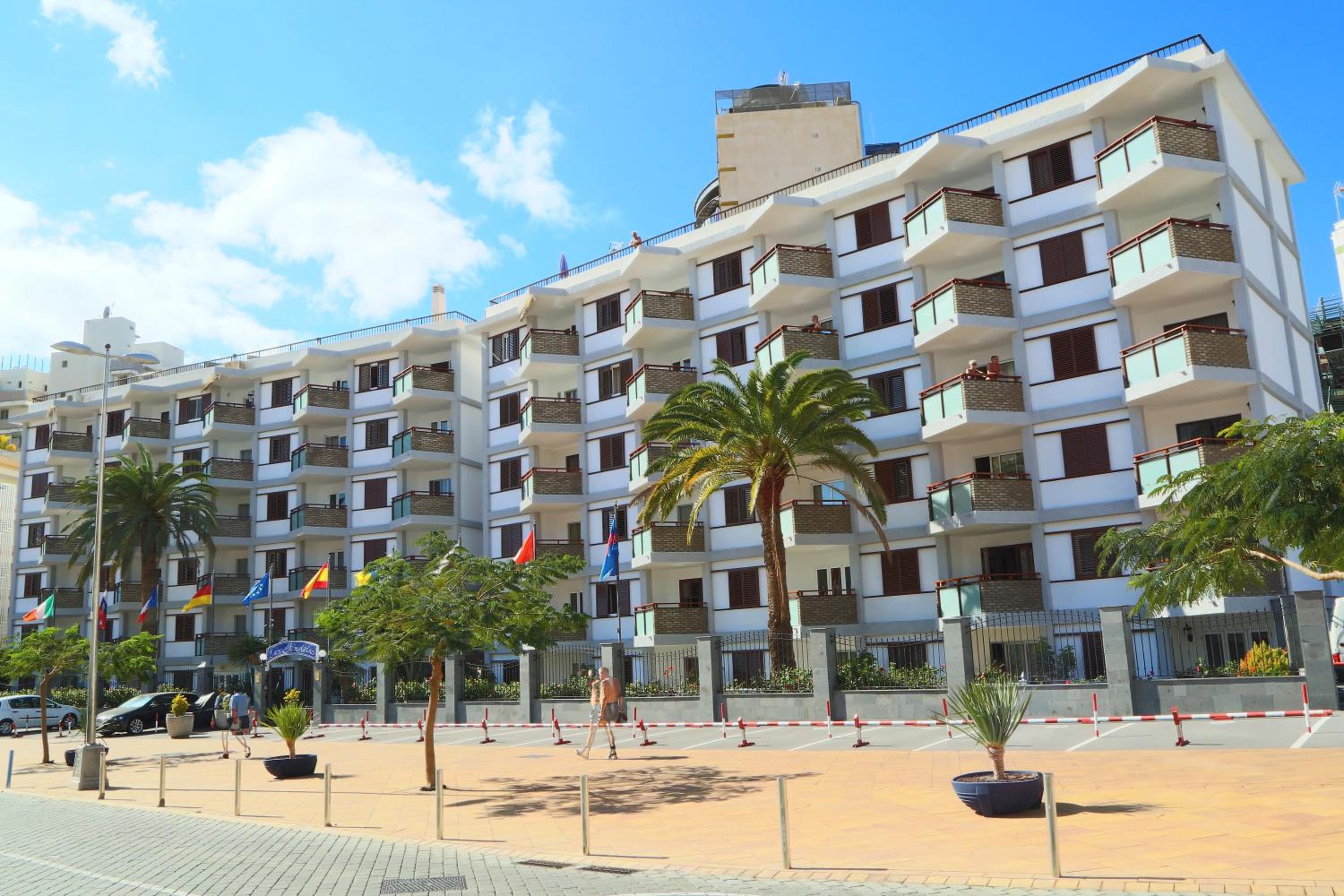 Apartamentos las Góndolas view 2