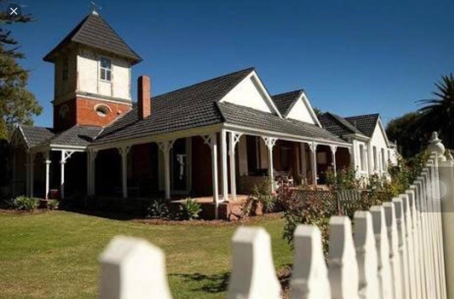 Hotel Ithaca 1896 Manor - Image 1