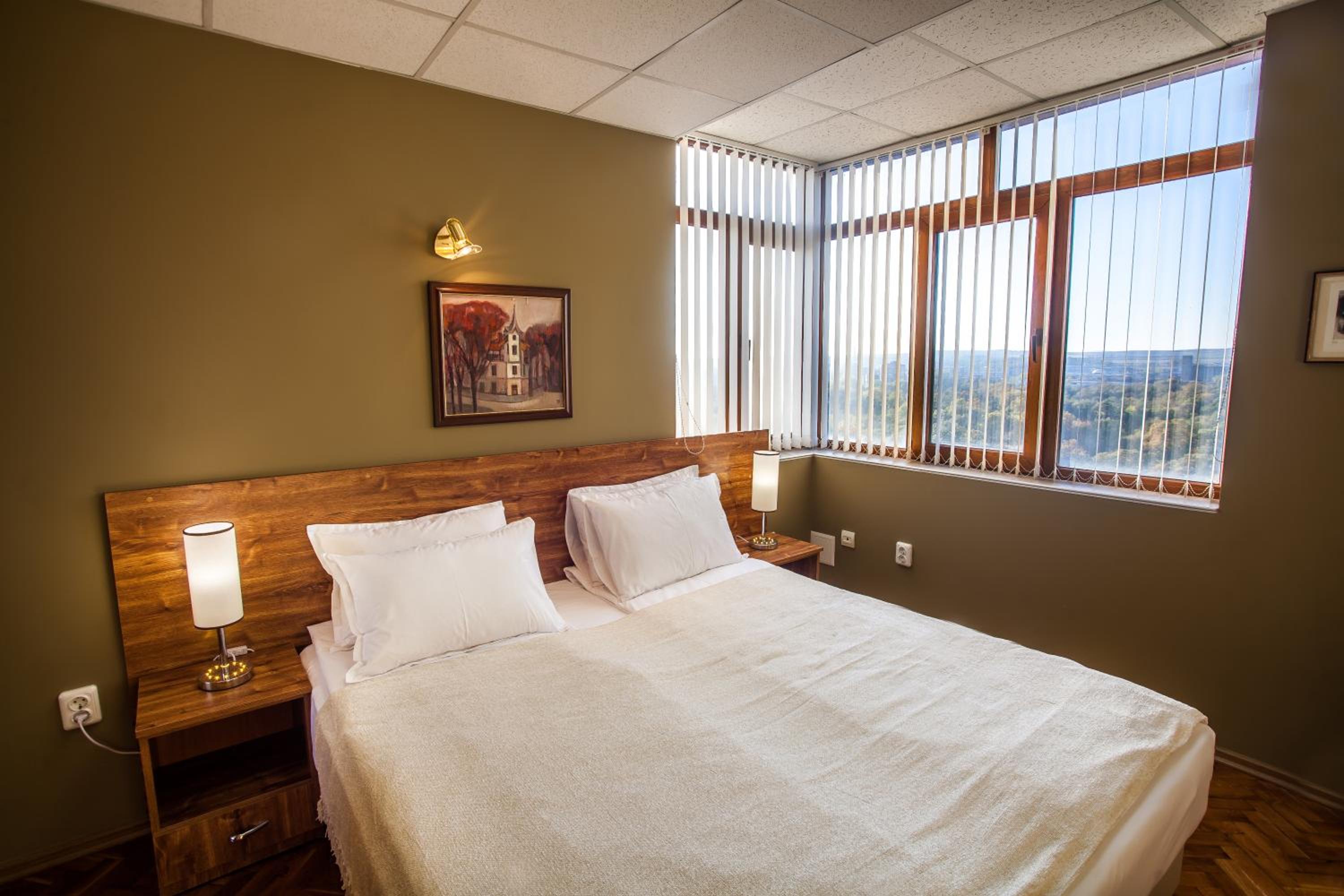 Panorama Top Floor Rooms in Hotel Tundzha