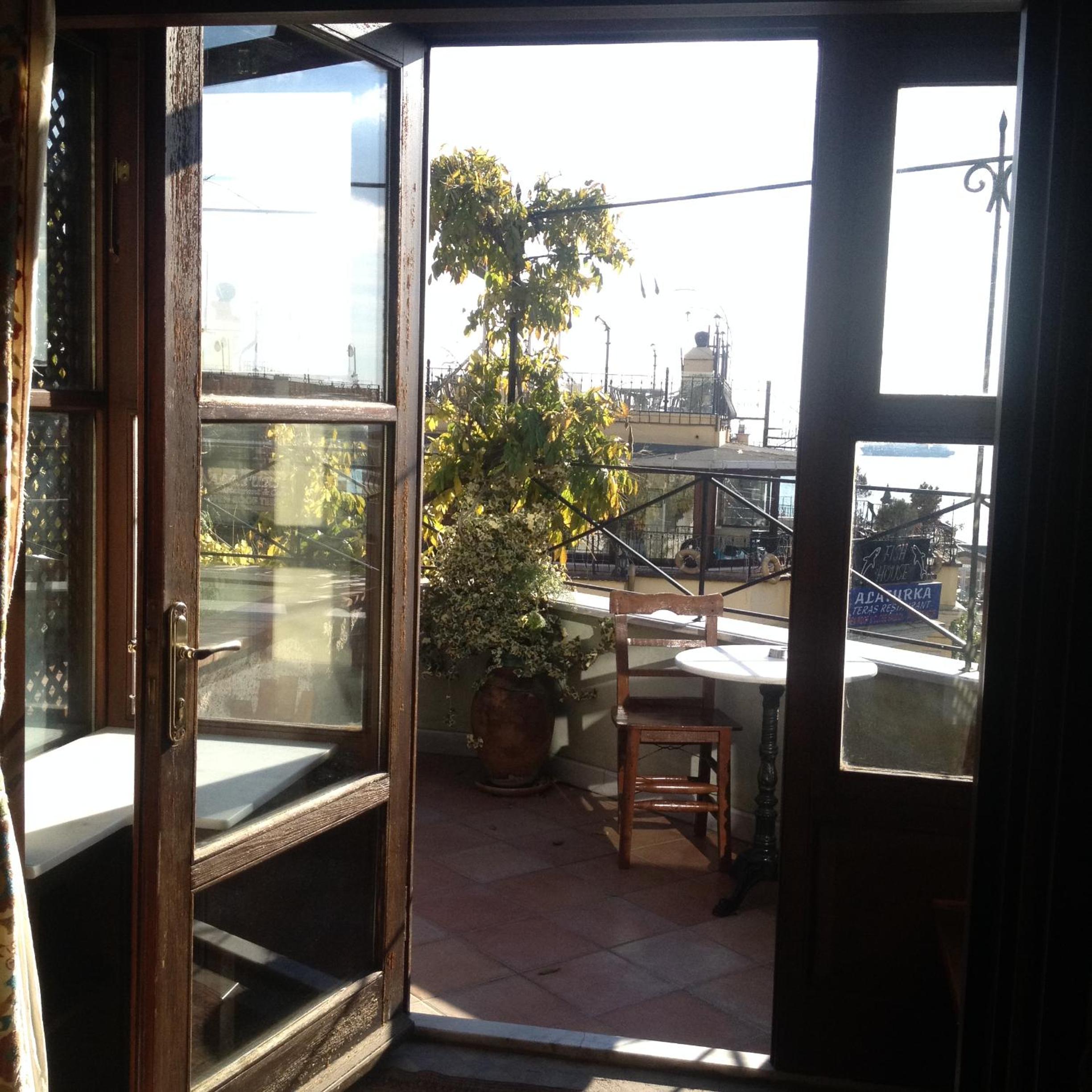 Hotel Empress Zoe - Image 54