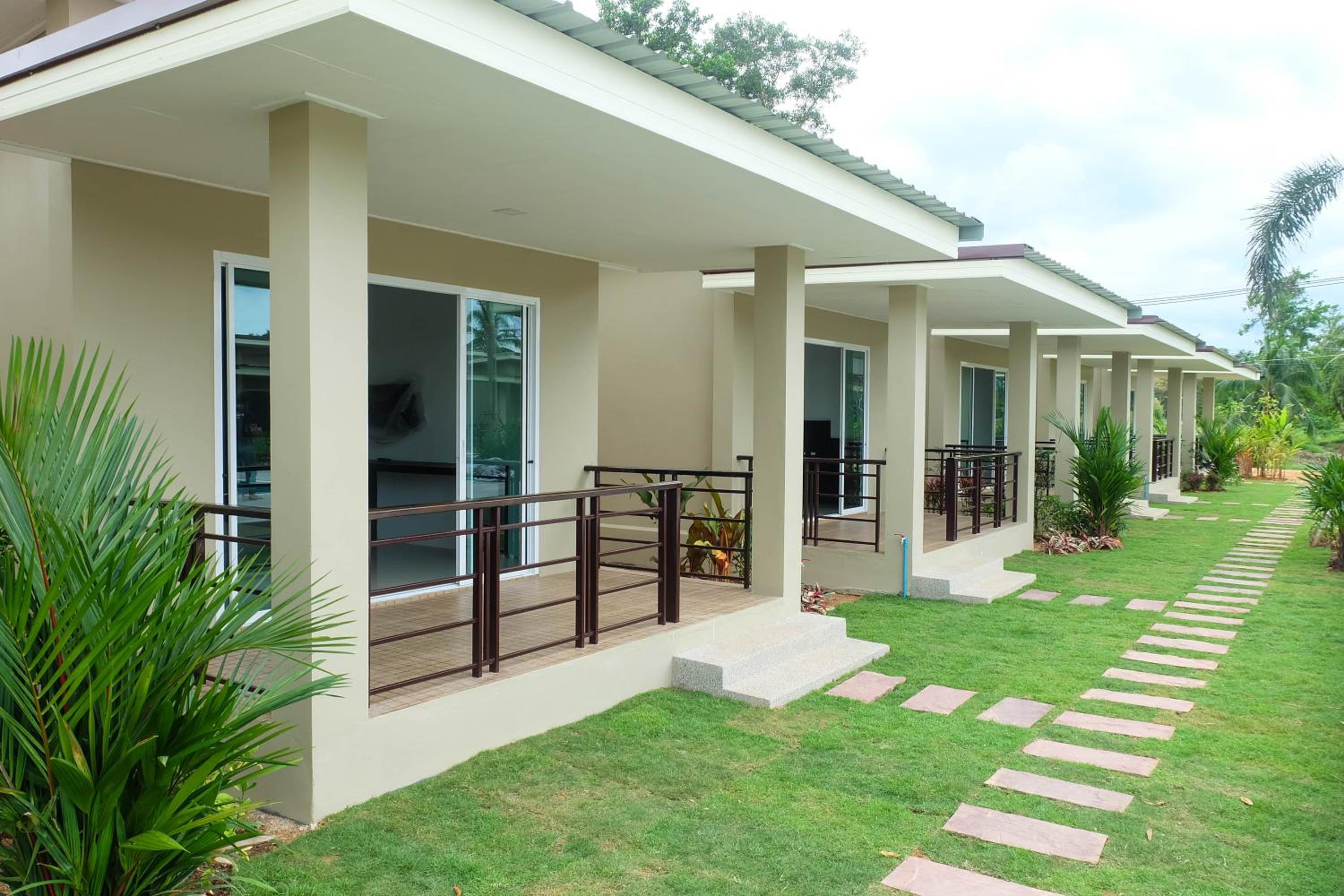 The Oasis Khaolak Resort - SHA Plus