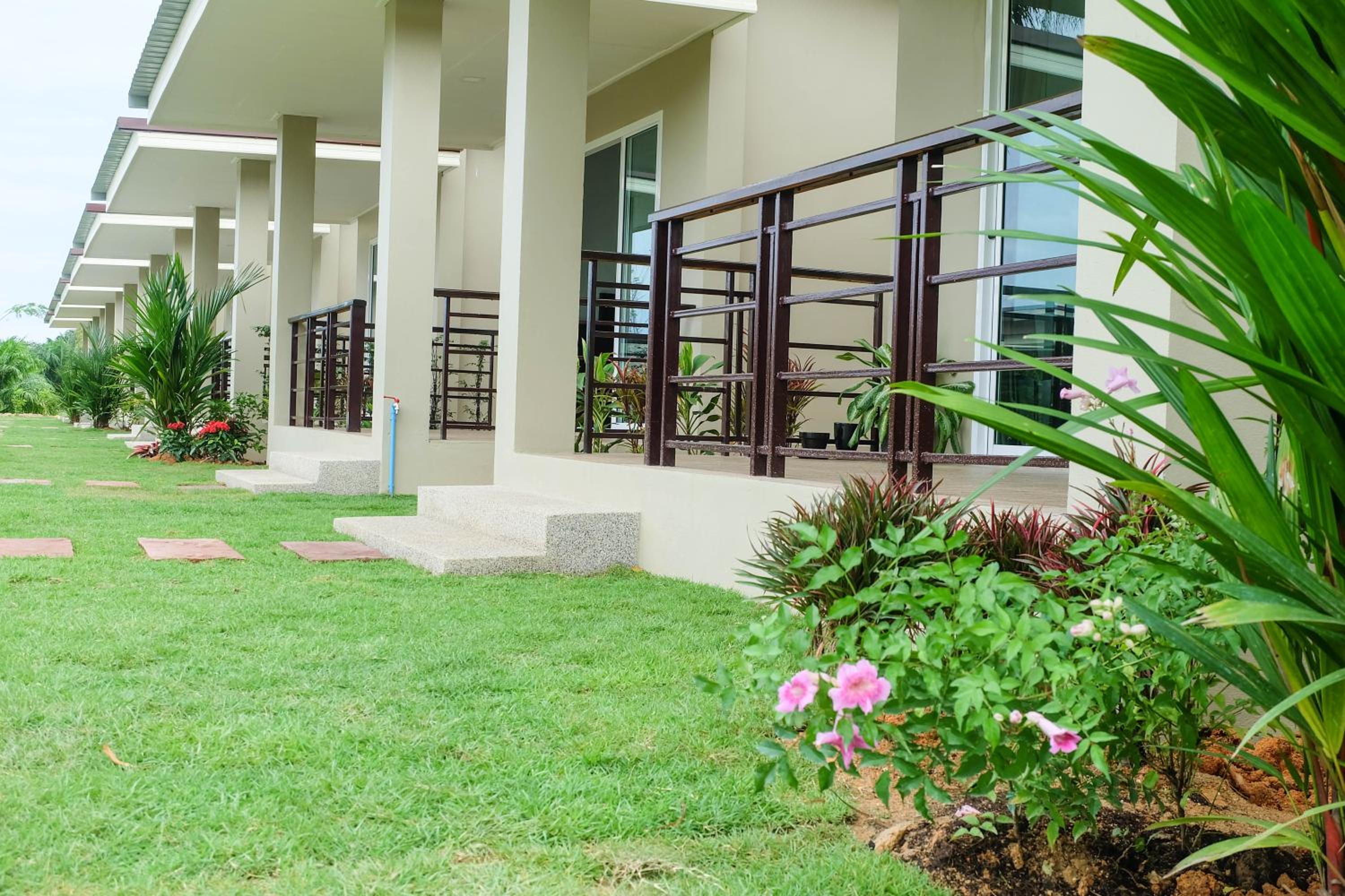 The Oasis Khaolak Resort - SHA Plus