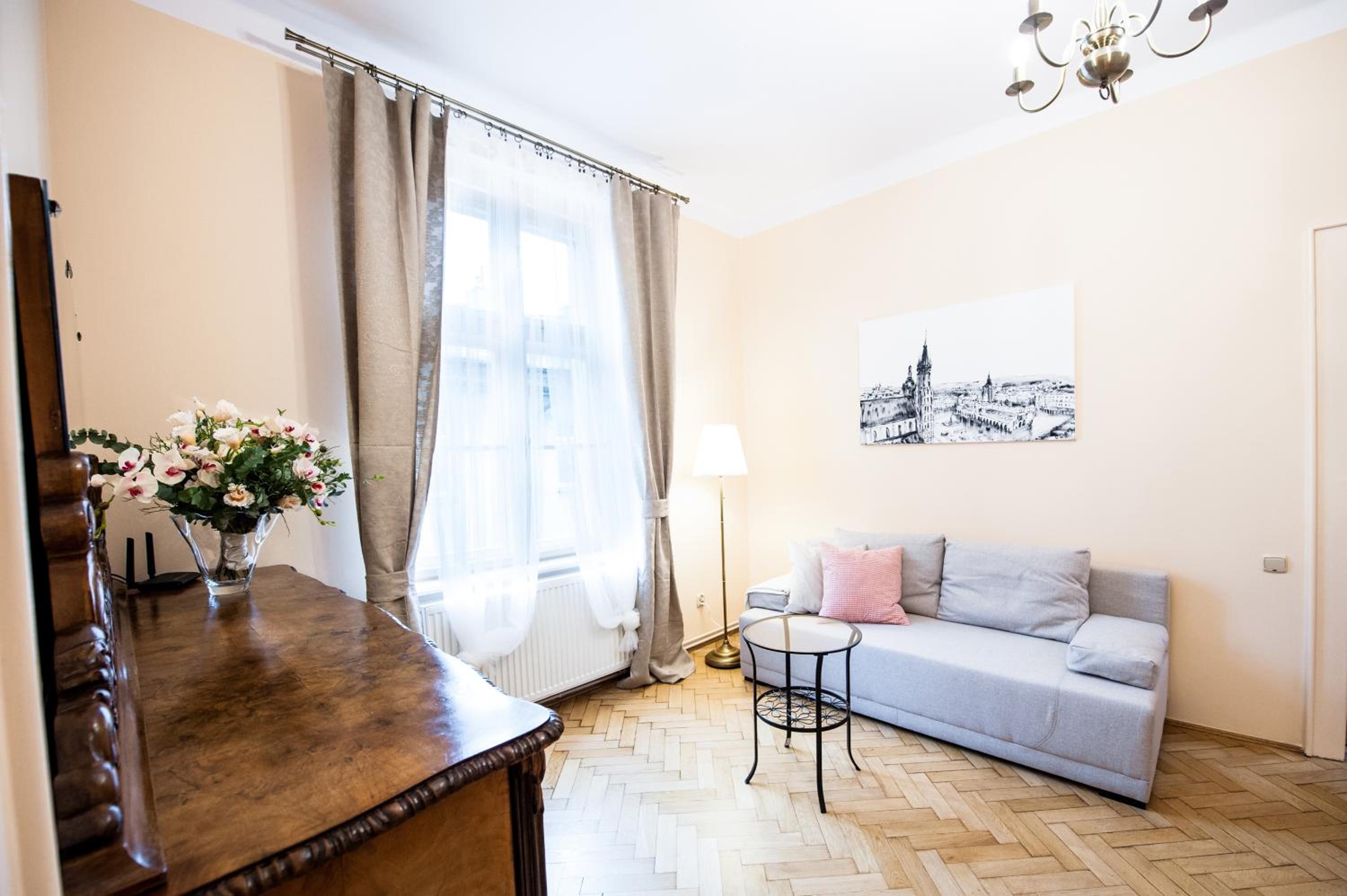 Apartments Roman