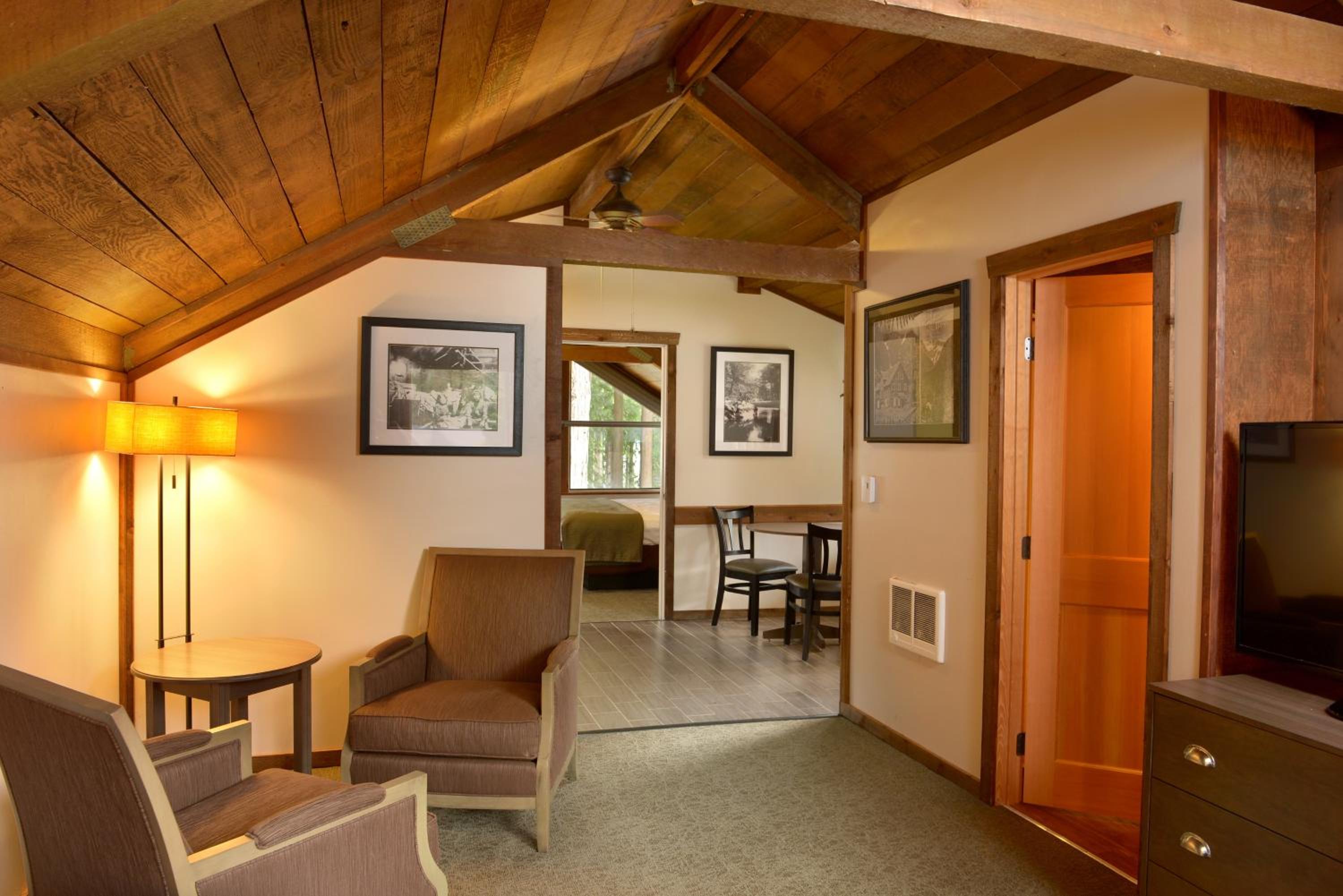Lake Quinault Lodge view 2