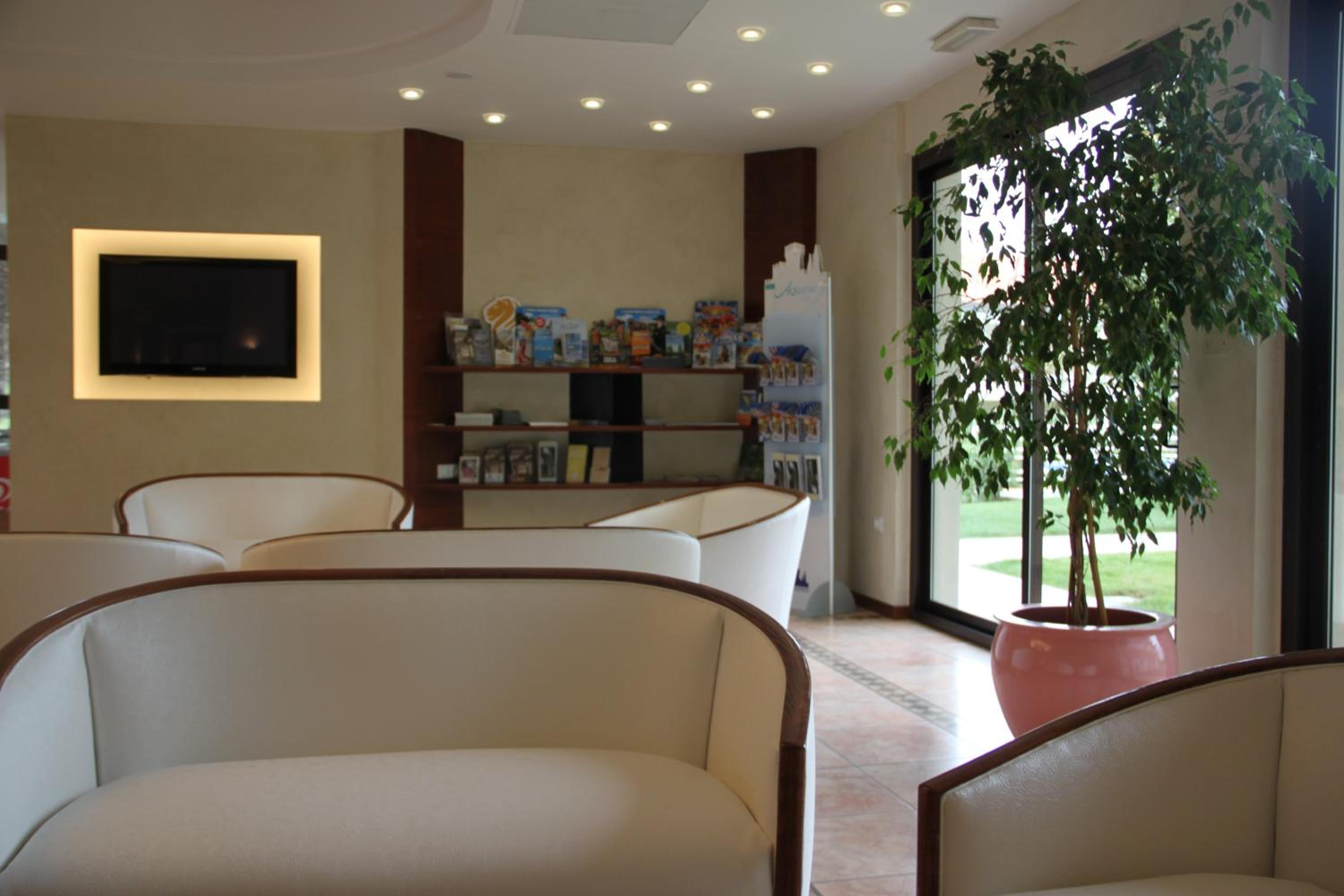 Sirmione Vacations - Hotel Porto Azzurro - Property Image 55