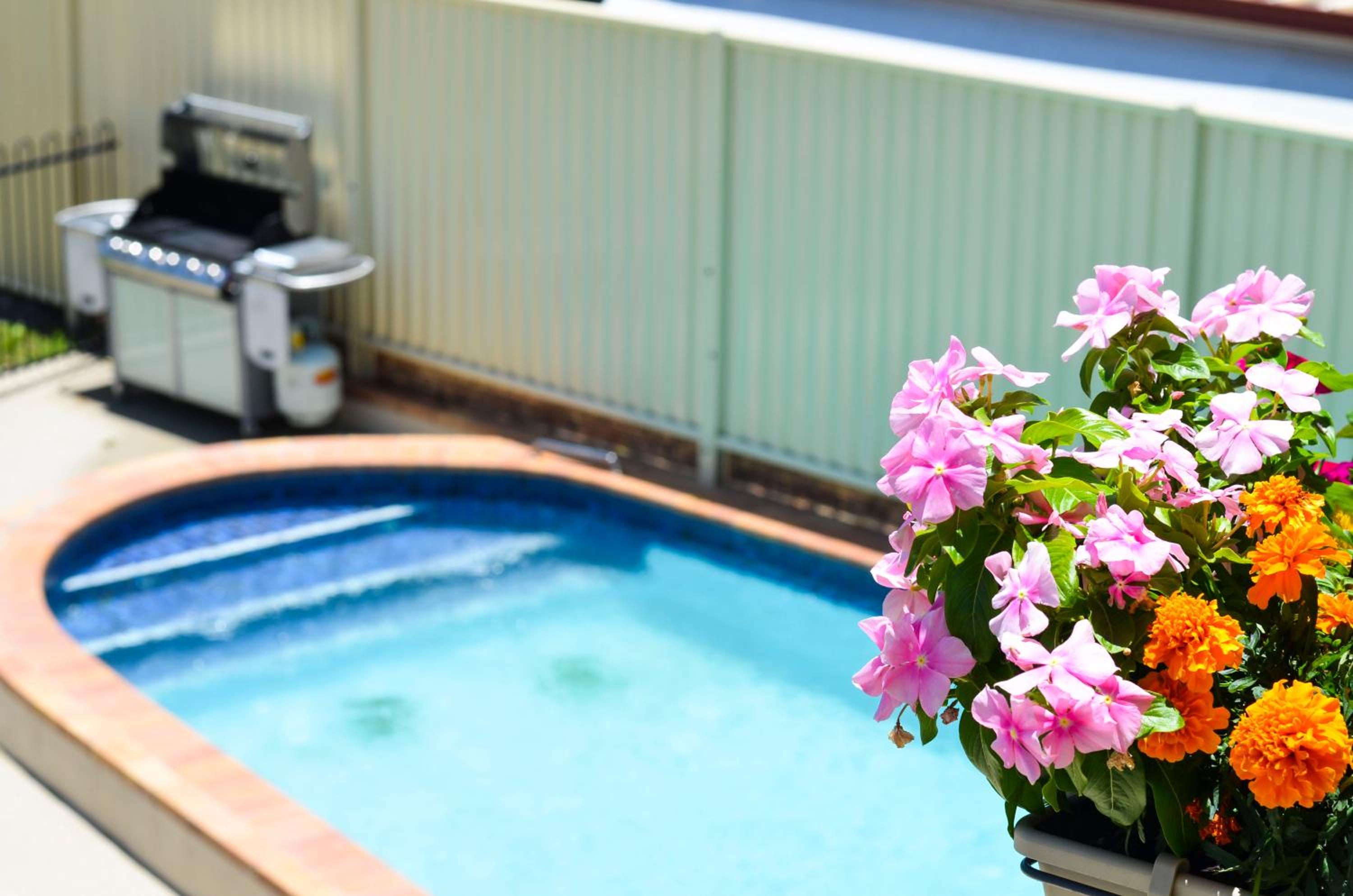 Golden Beach Motor Inn, Caloundra