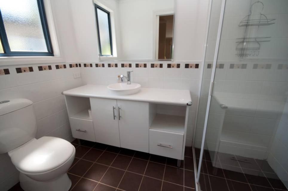 Cambroe - Spacious Family Retreat
