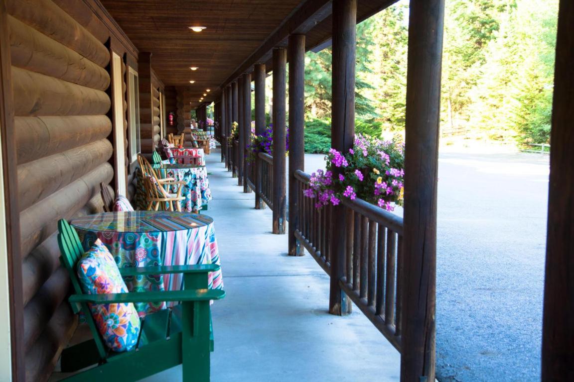 Log Inn Bonners Ferry