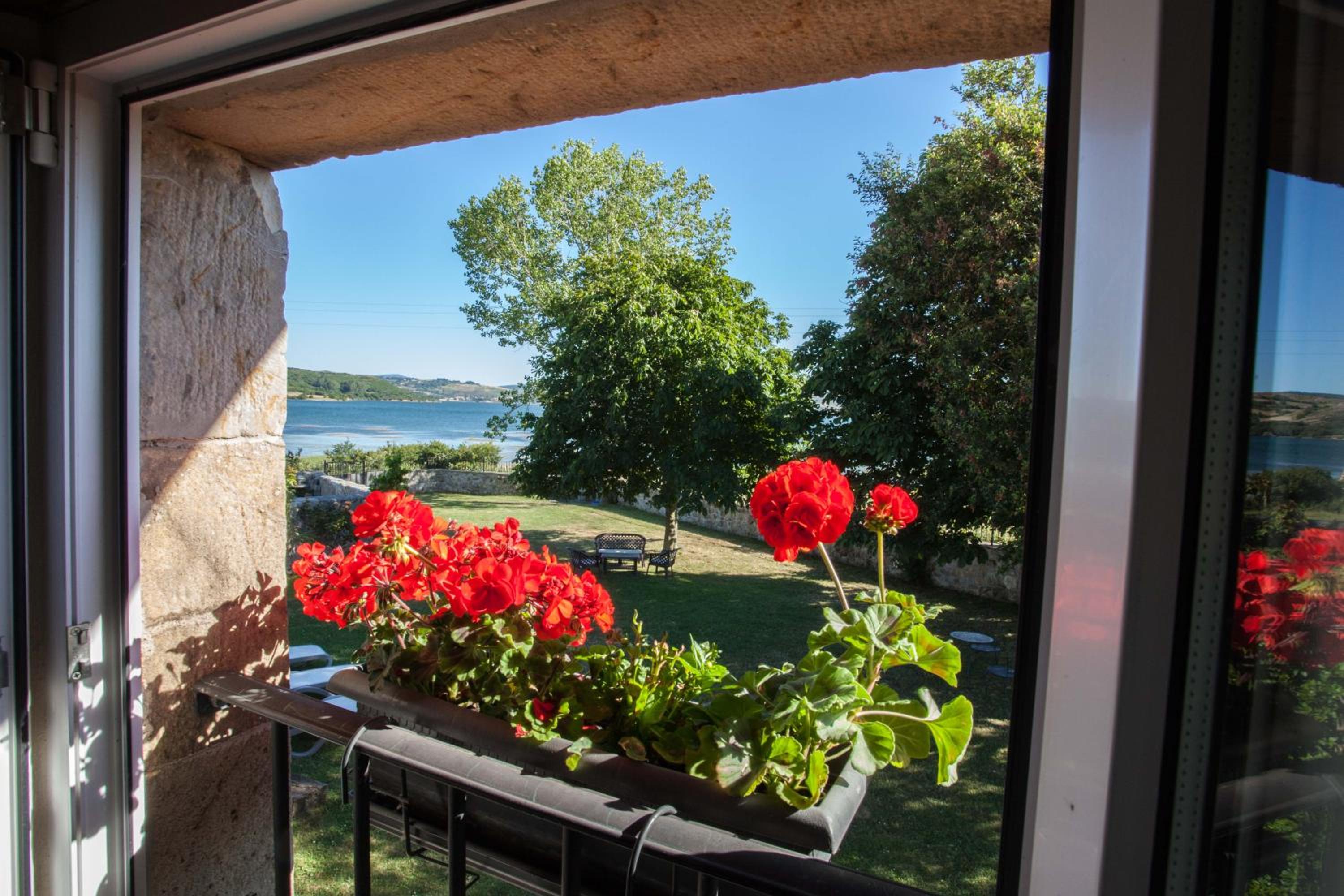 Casa del Lago de Campoo view 2