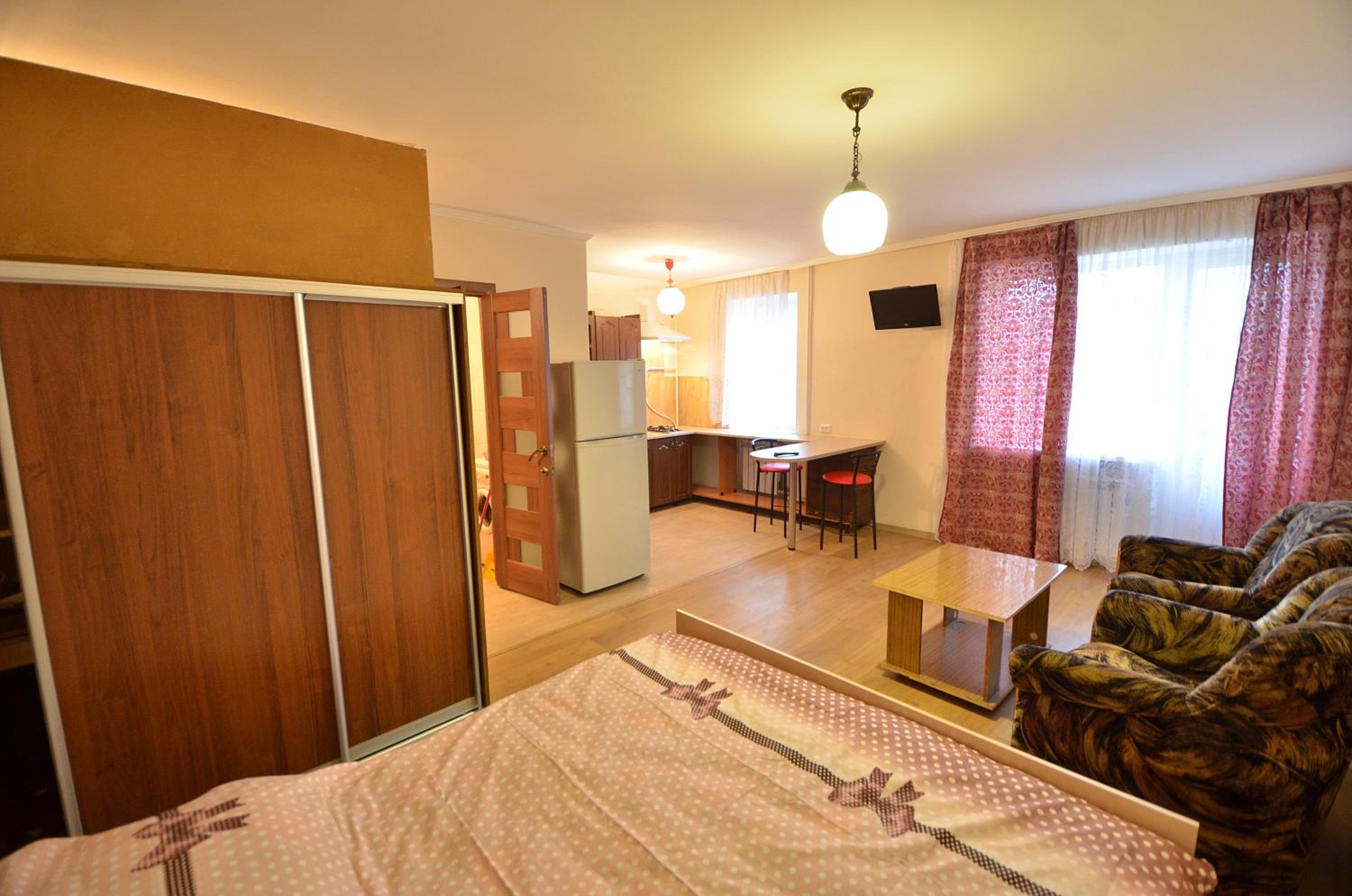 Cozy studio apartment on Sadovaya view 3