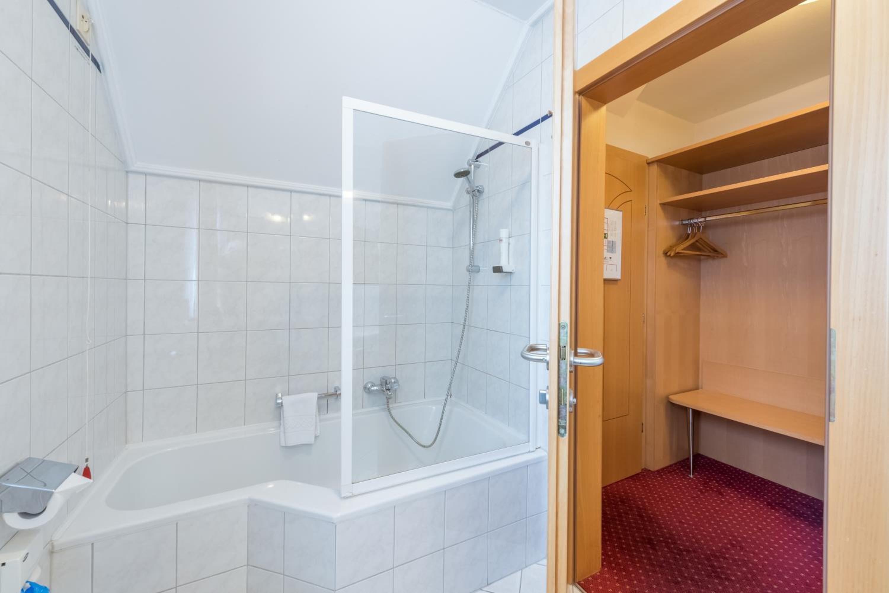 Salzburg Vacations - Austria Classic Hotel Holle - Property Image 35