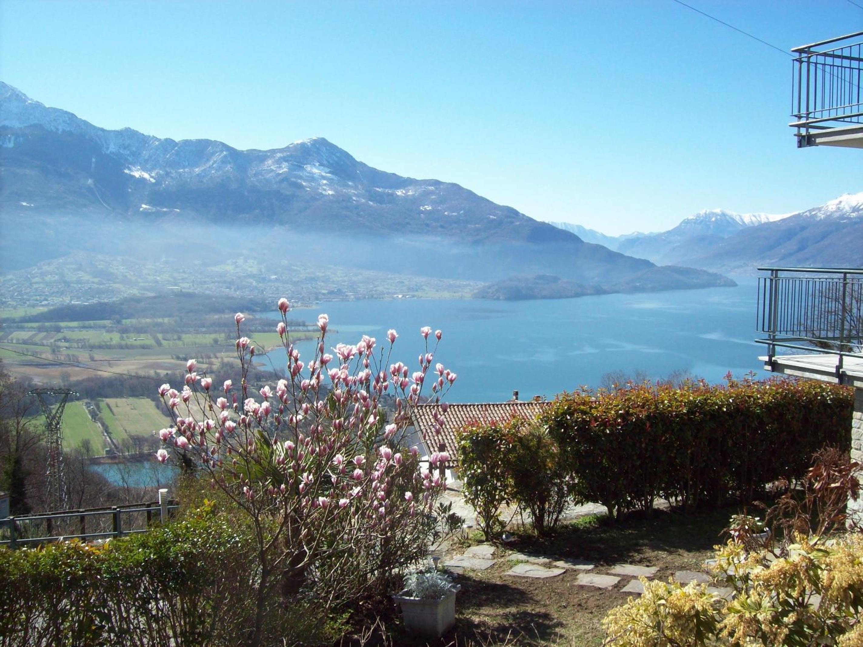Casa delle Camelie view 5