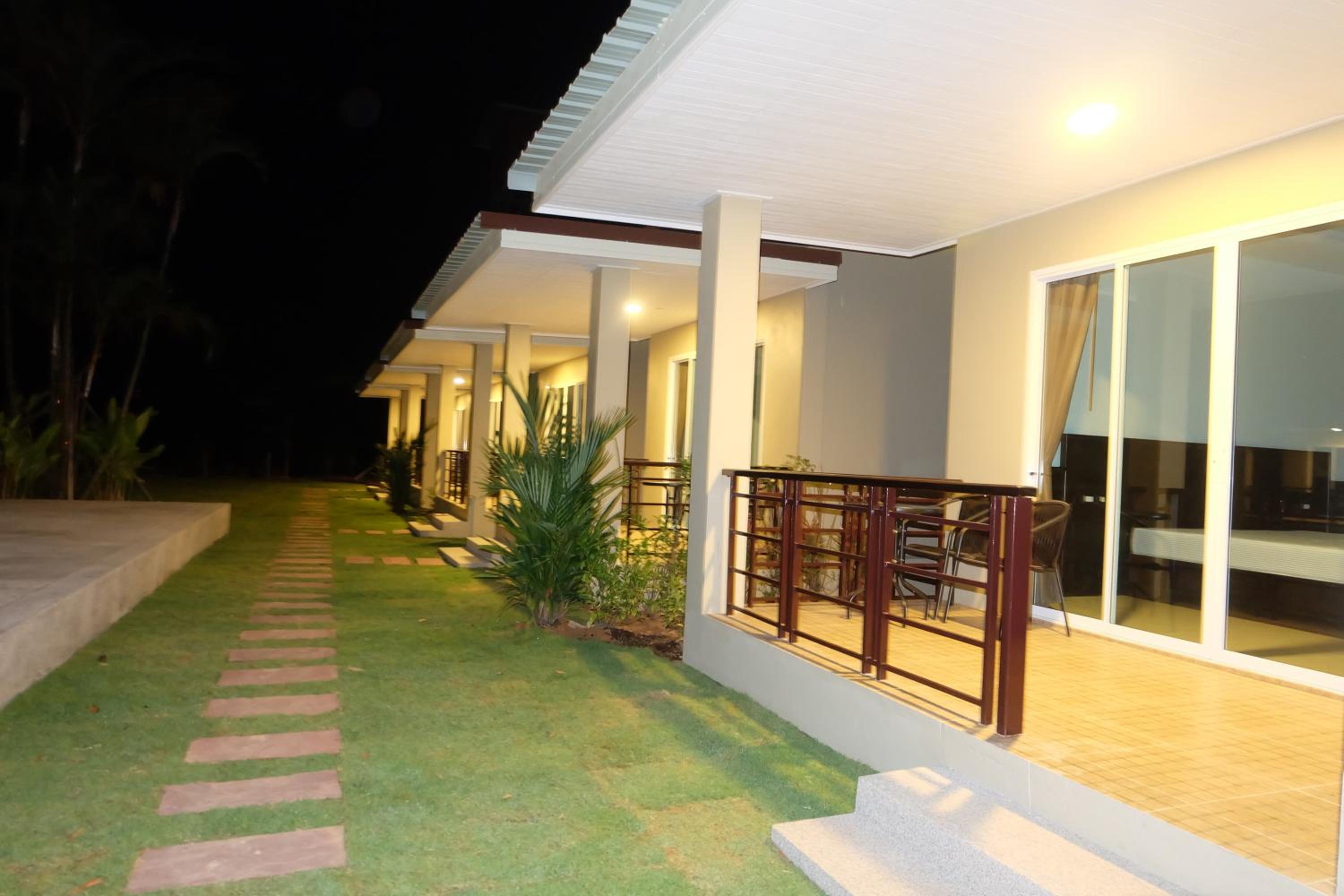 The Oasis Khaolak Resort - SHA Plus