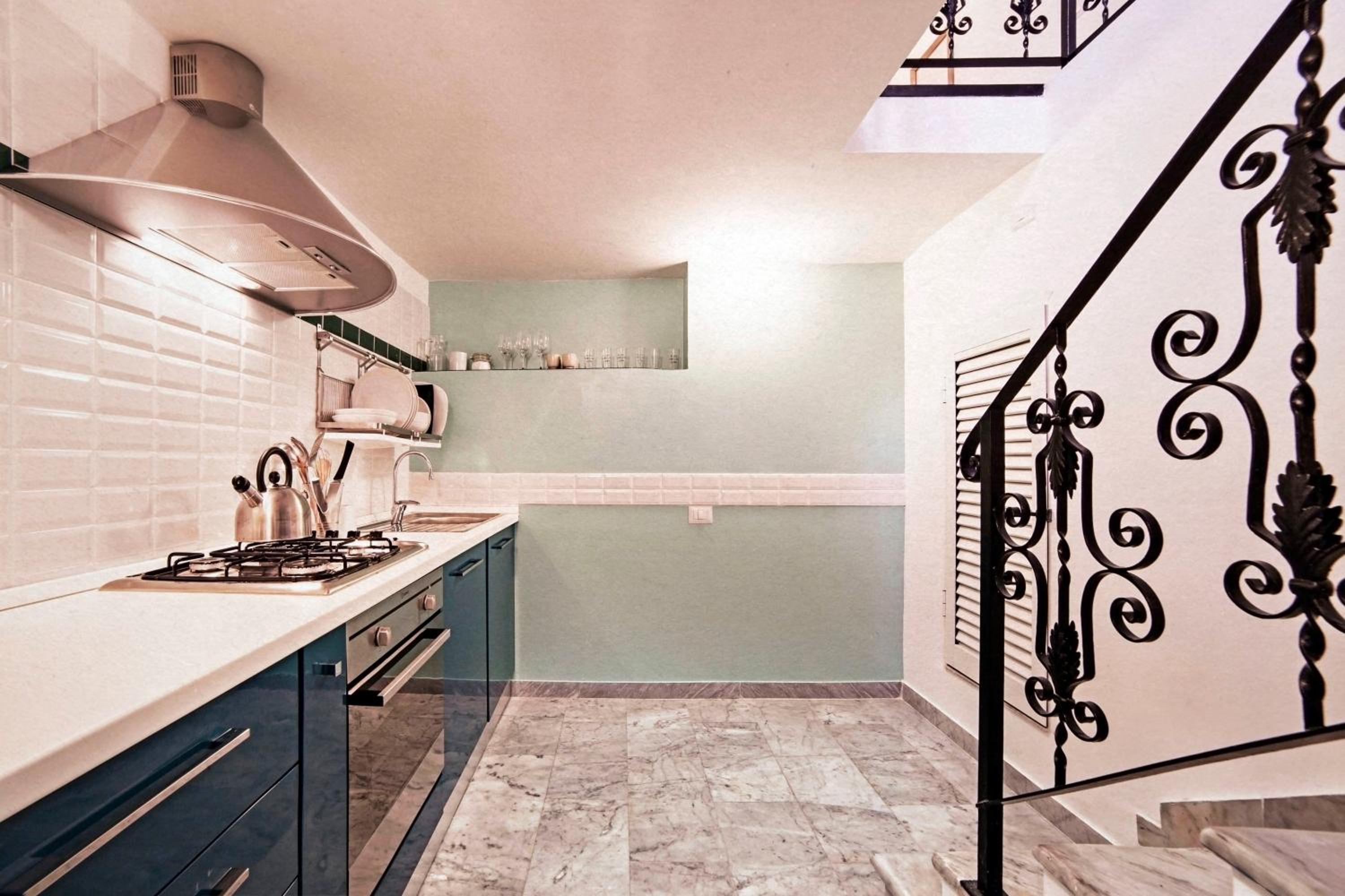 TrastevereHome - Elegant Stay near Villa Farnesina