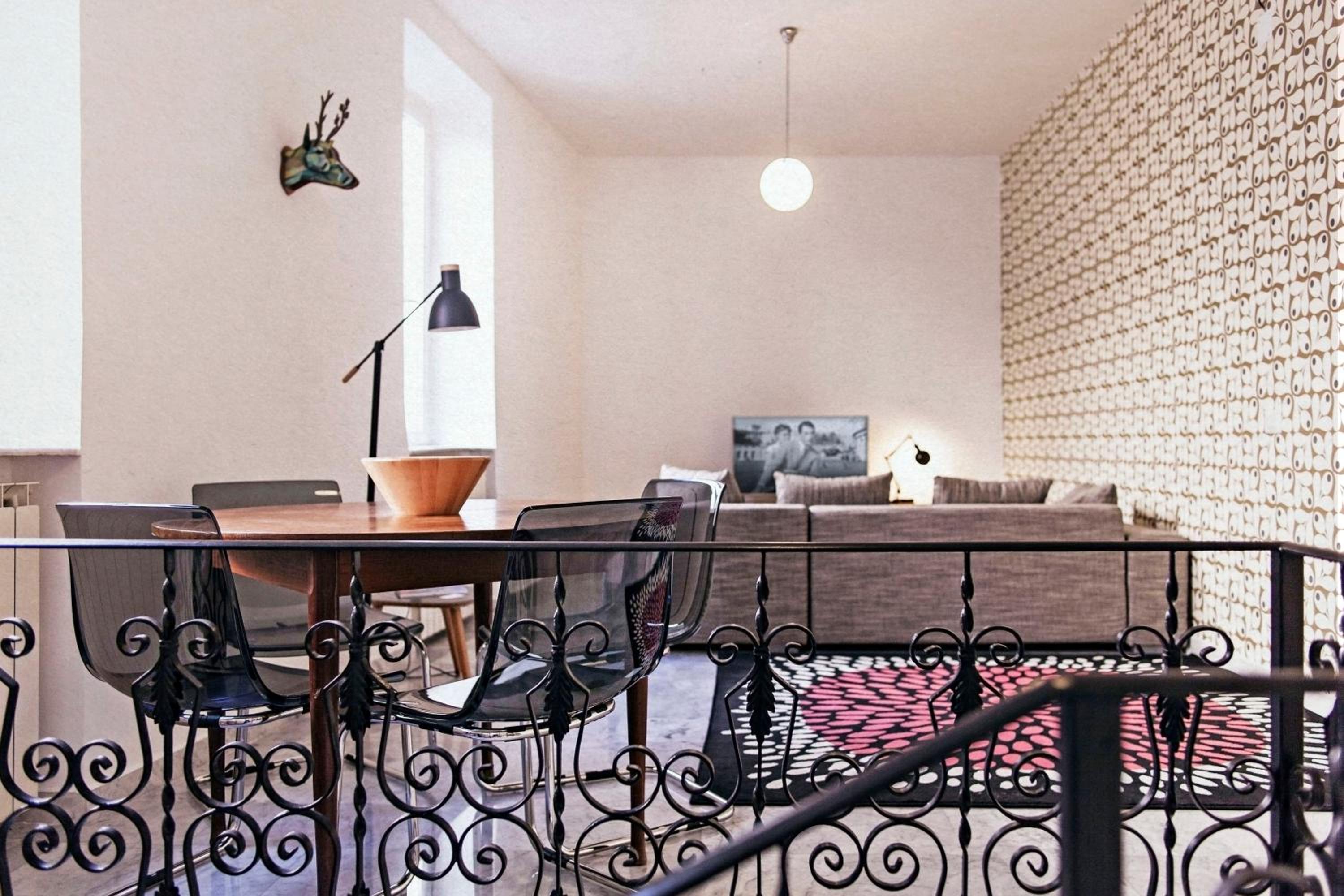 TrastevereHome - Elegant Stay near Villa Farnesina