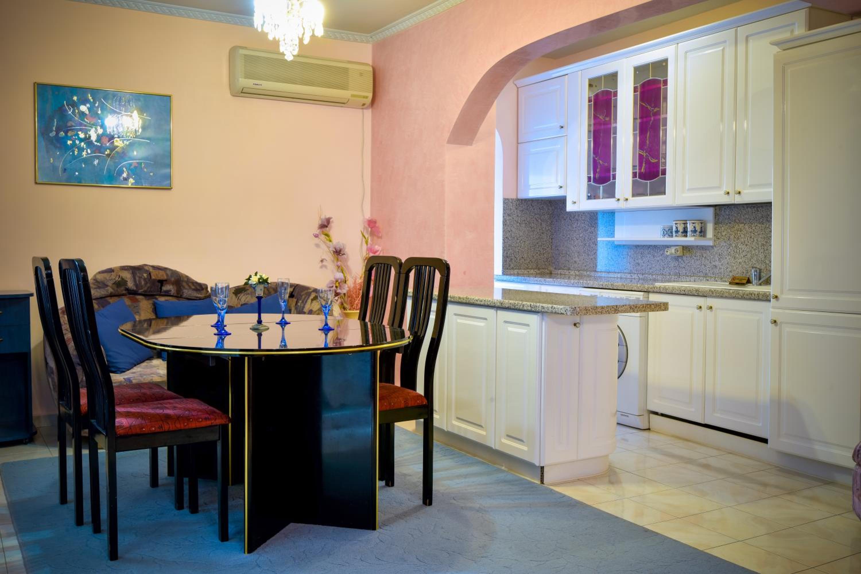 Apartment Elegance view 5