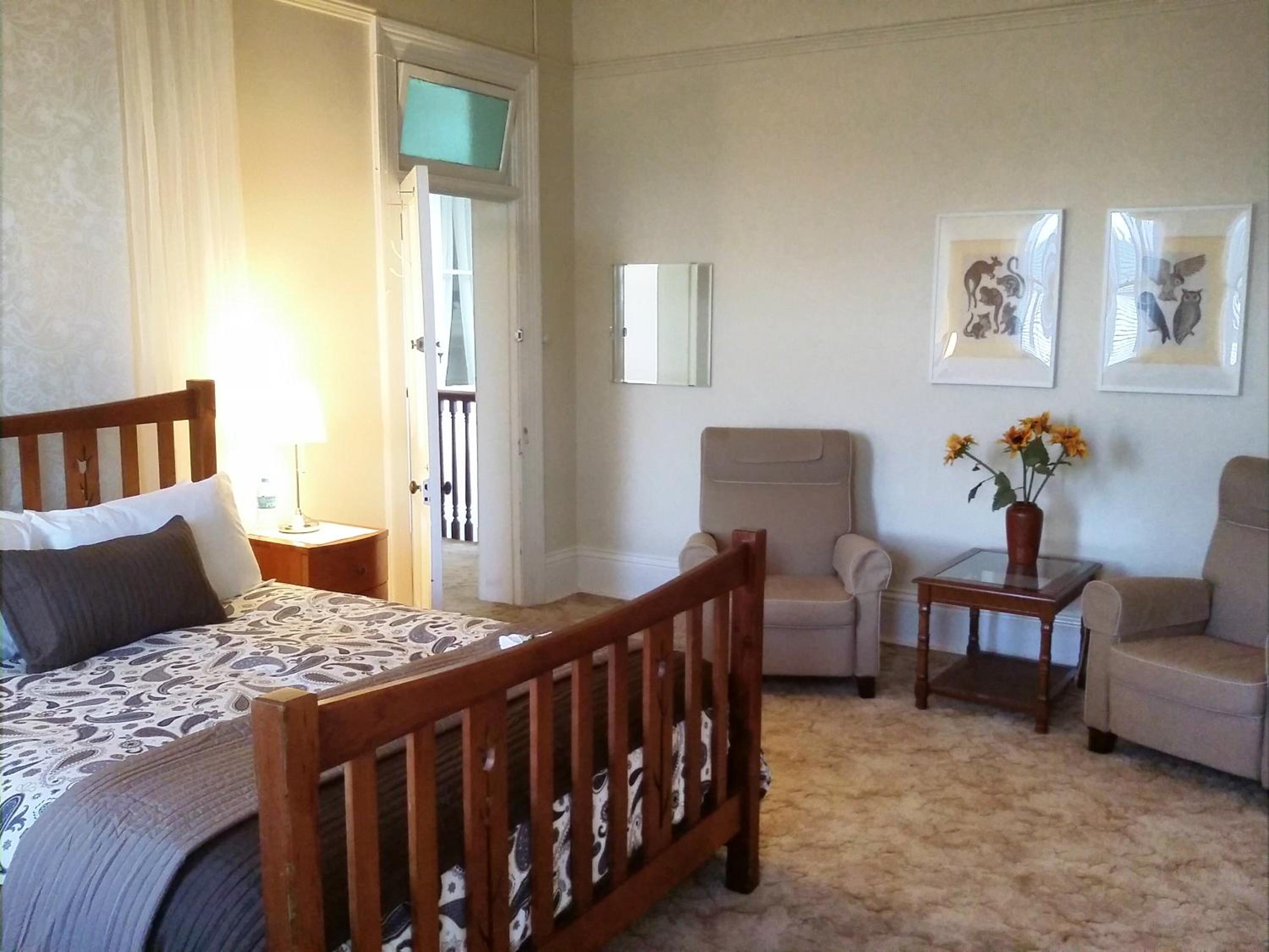 The Bank Guesthouse Glen Innes