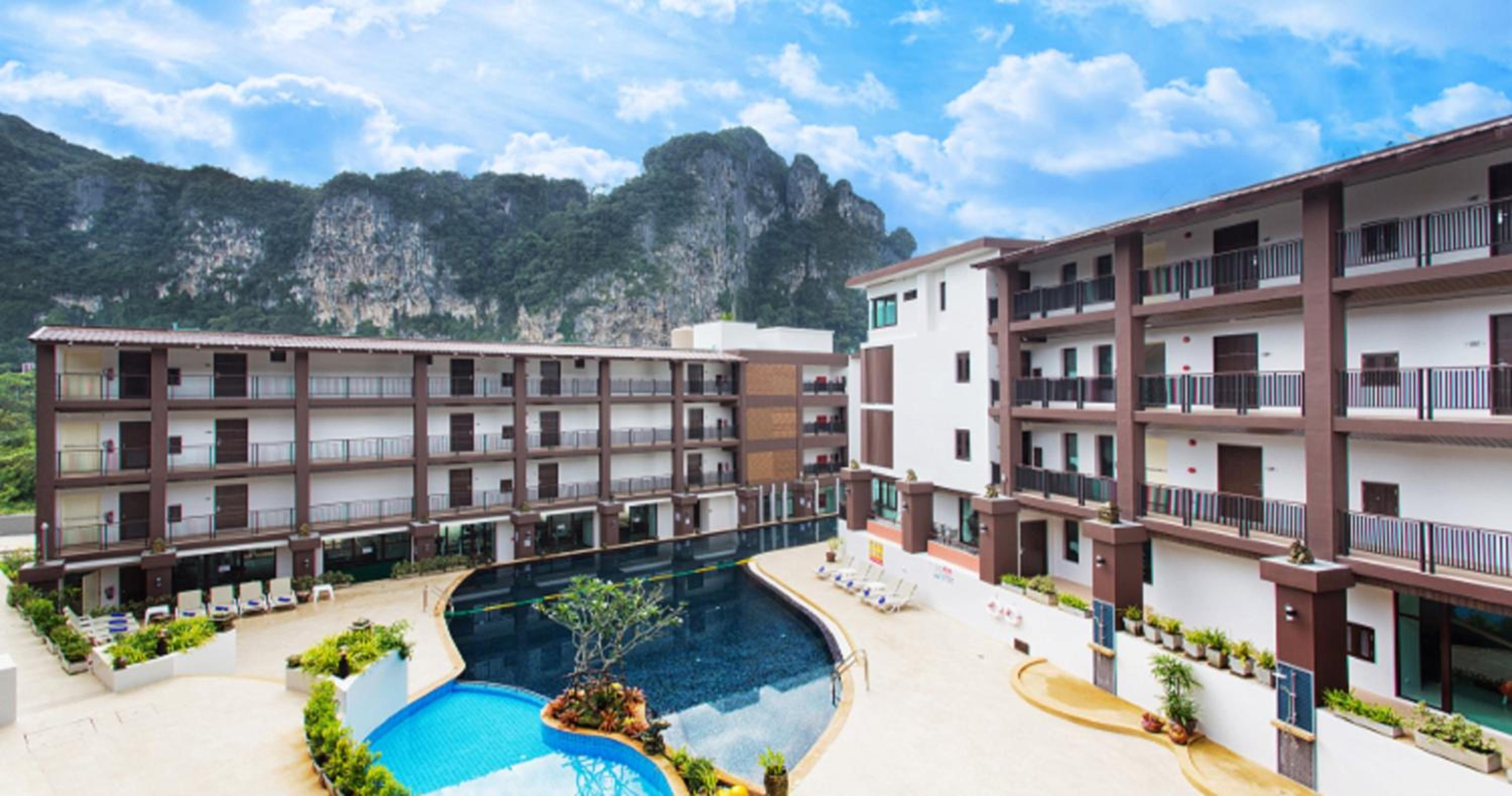 Hotel The Lai Thai Luxury Condominiums