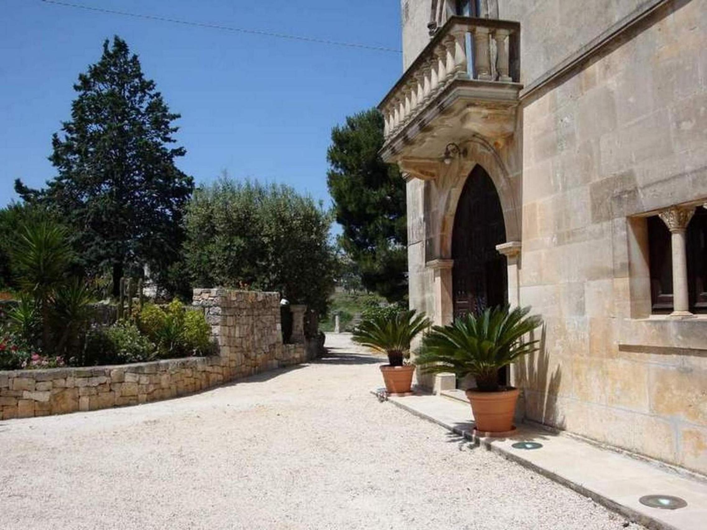 Photo 27