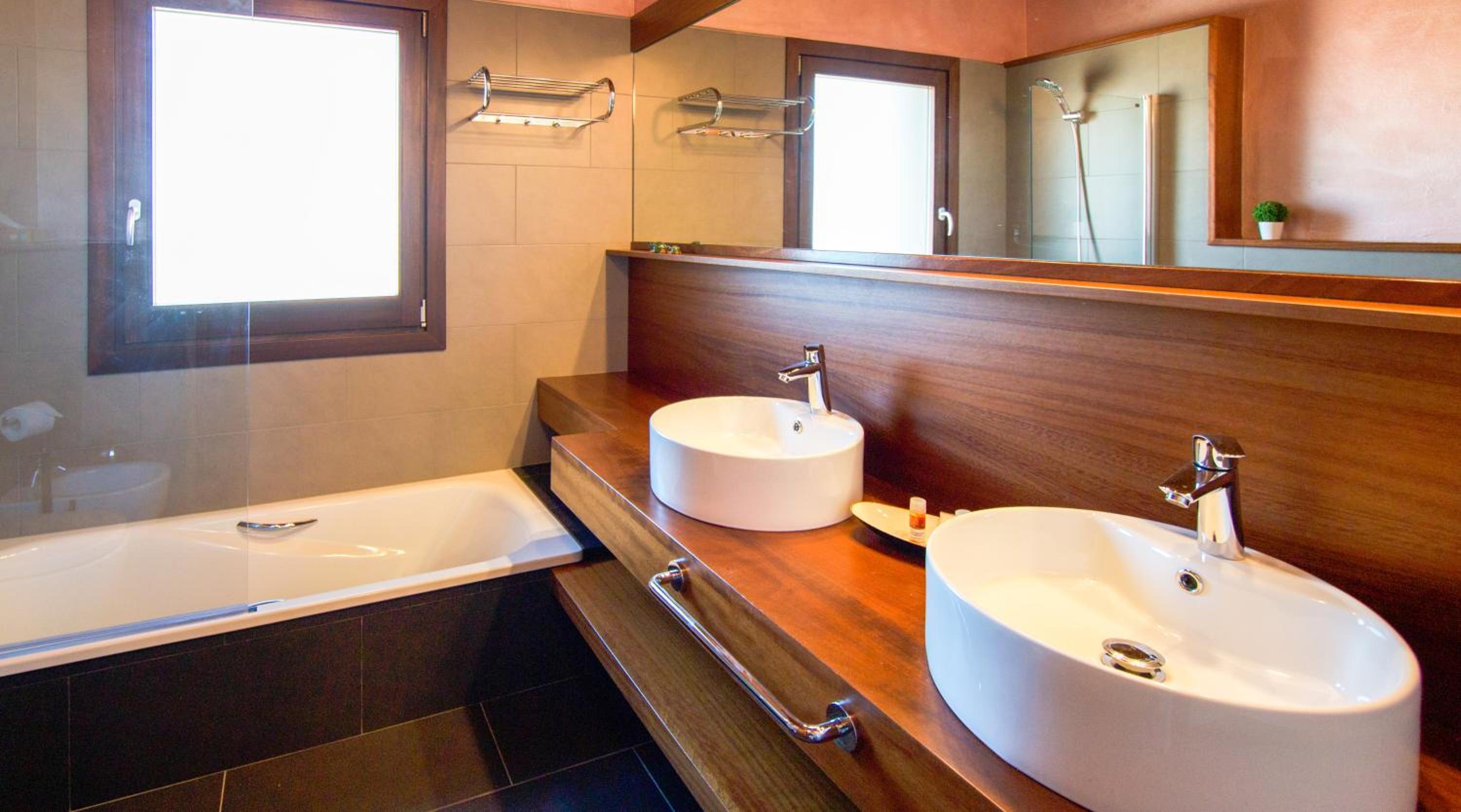 Casa de 7 suites y vistas 360. Les Feixes Llargues