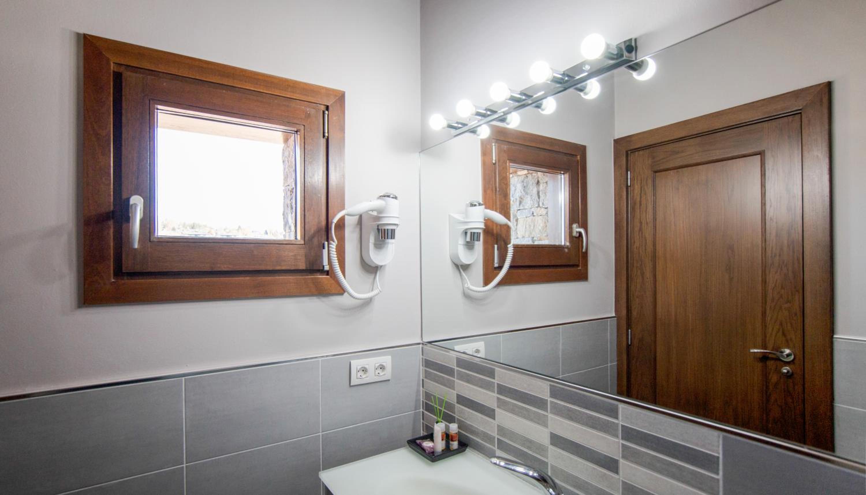 Casa de 7 suites y vistas 360. Les Feixes Llargues