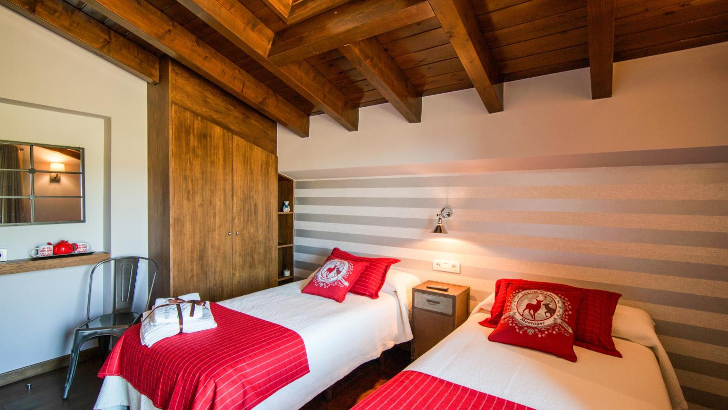 Casa de 7 suites y vistas 360. Les Feixes Llargues