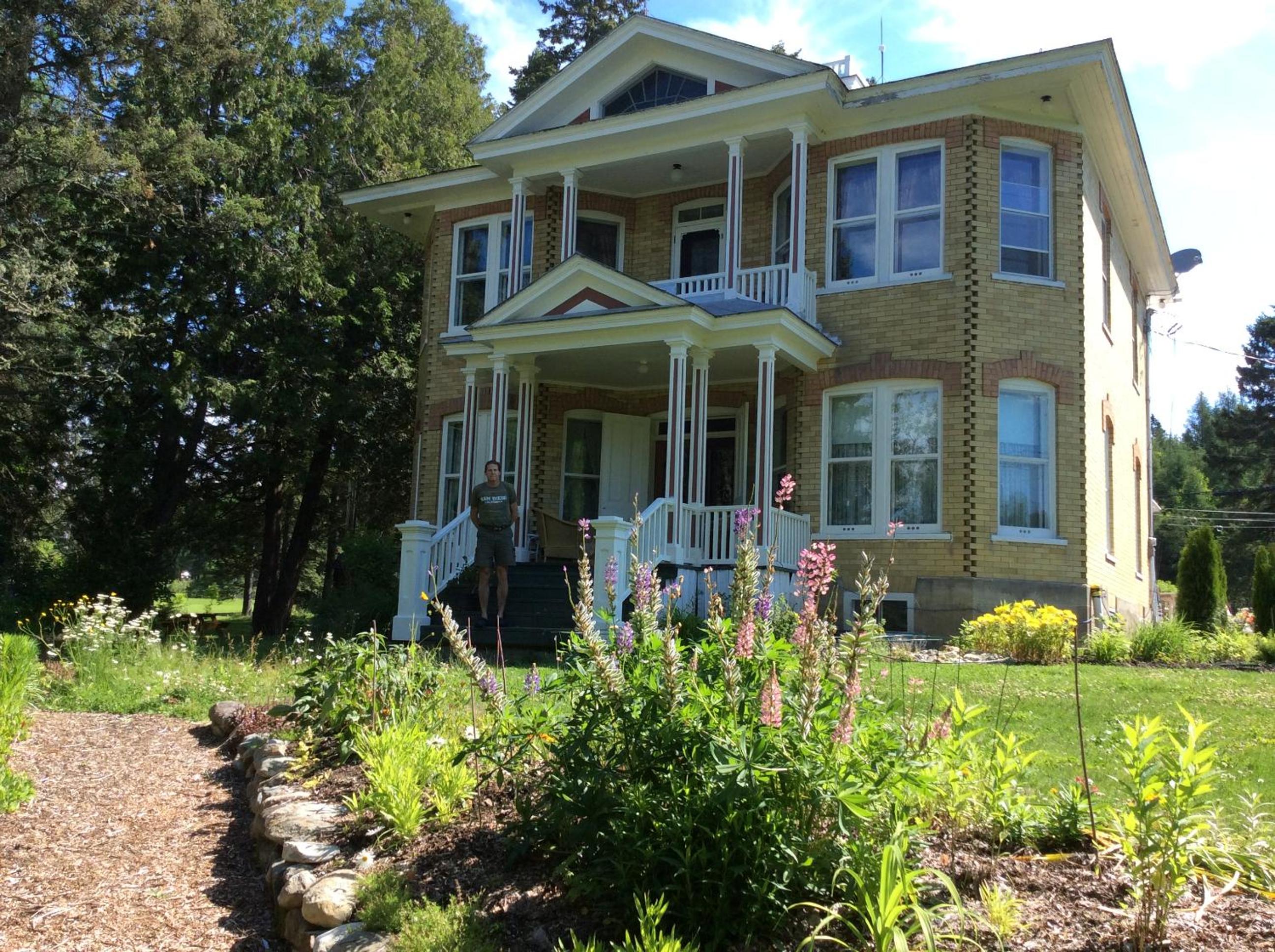Auberge Taylor Manor
