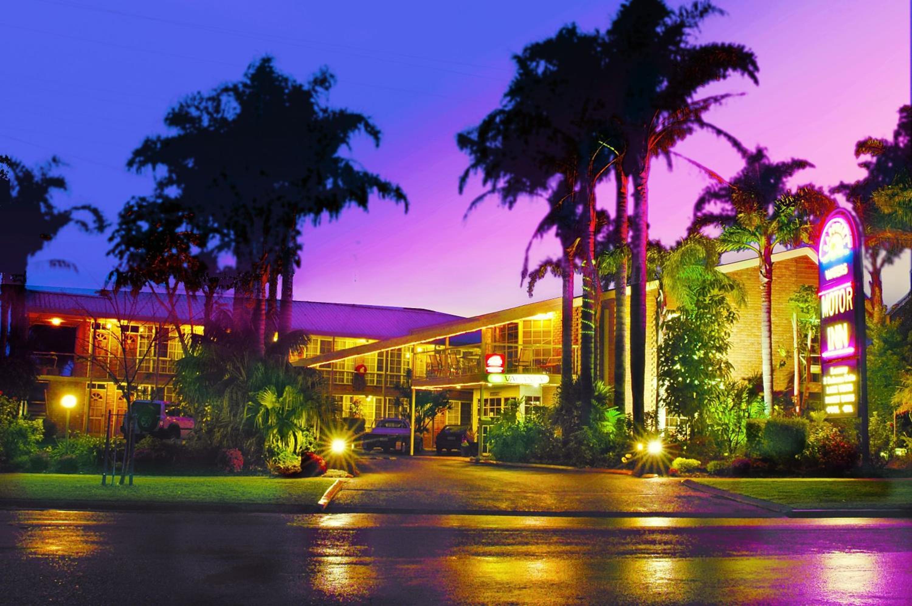 Sapphire Waters Motor Inn view 4