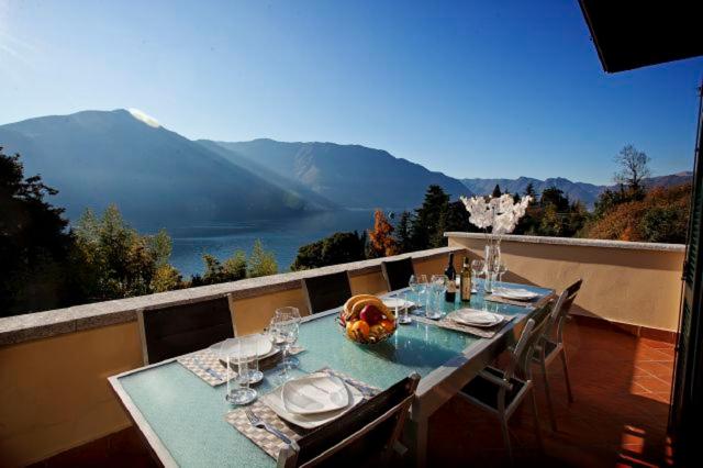 Tremezzo Residence-11 apartments to choose from in an exclusive residence by Italian Apartments
