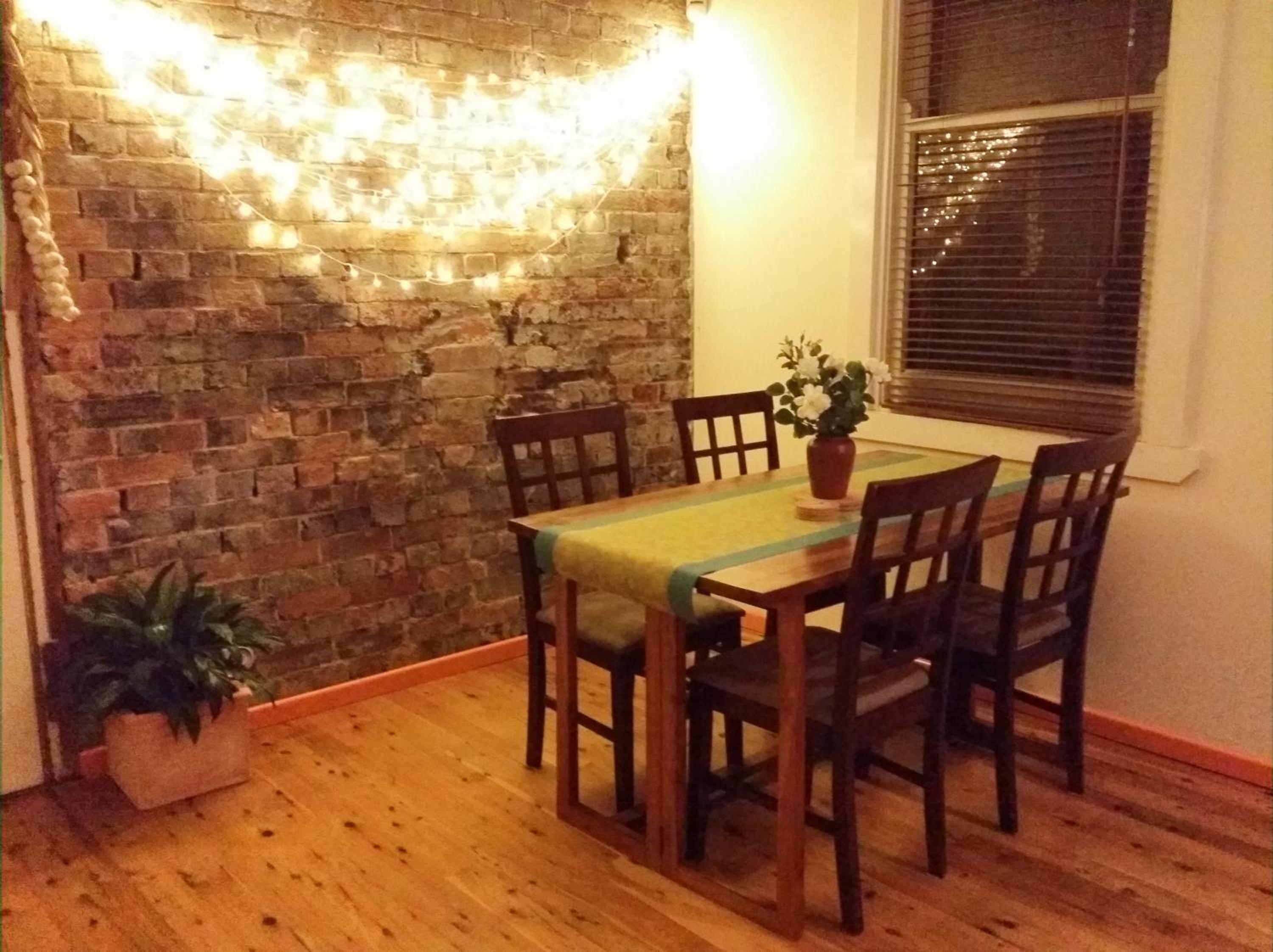 The Bank Guesthouse Glen Innes