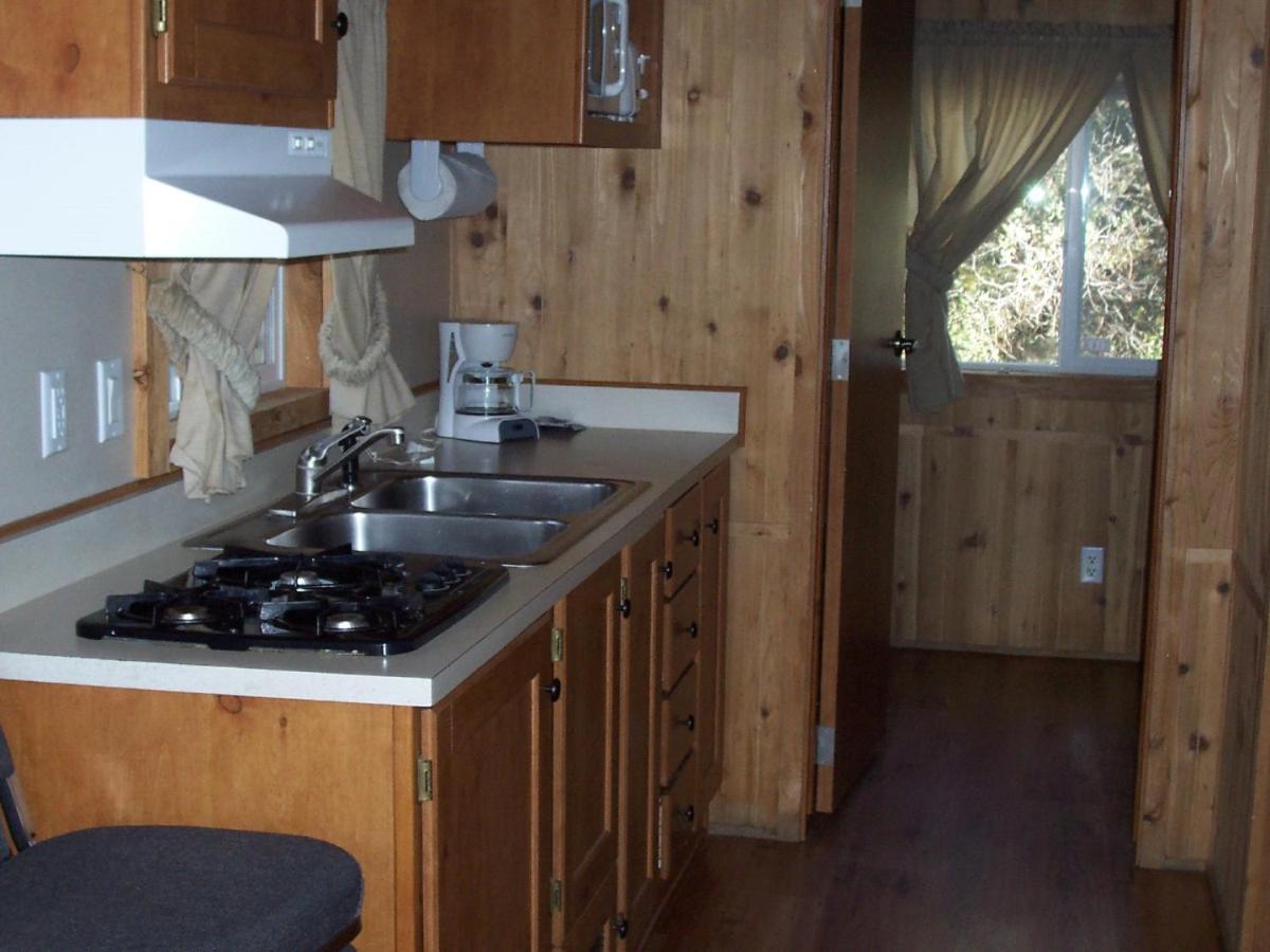 Grass Valley Vacations - Lake of the Springs Camping Resort Cabin 3 - Property Image 1