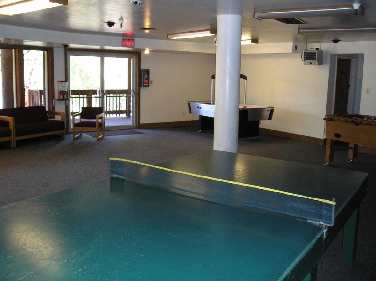 Miscellaneous Market Vacations - Lake of the Springs Camping Resort Cabin 3 - Property Image 5