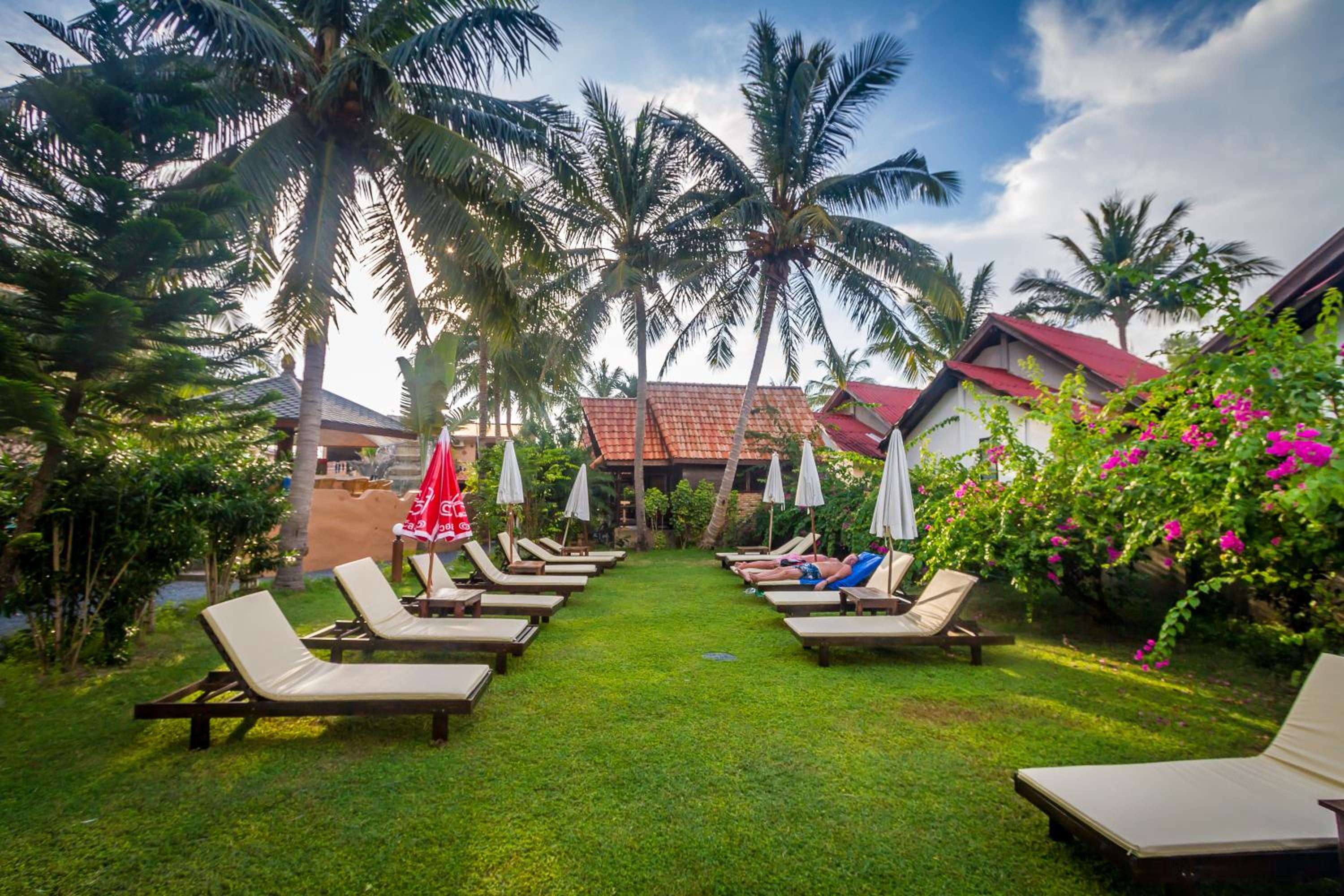 Laguna Beach Club Resort