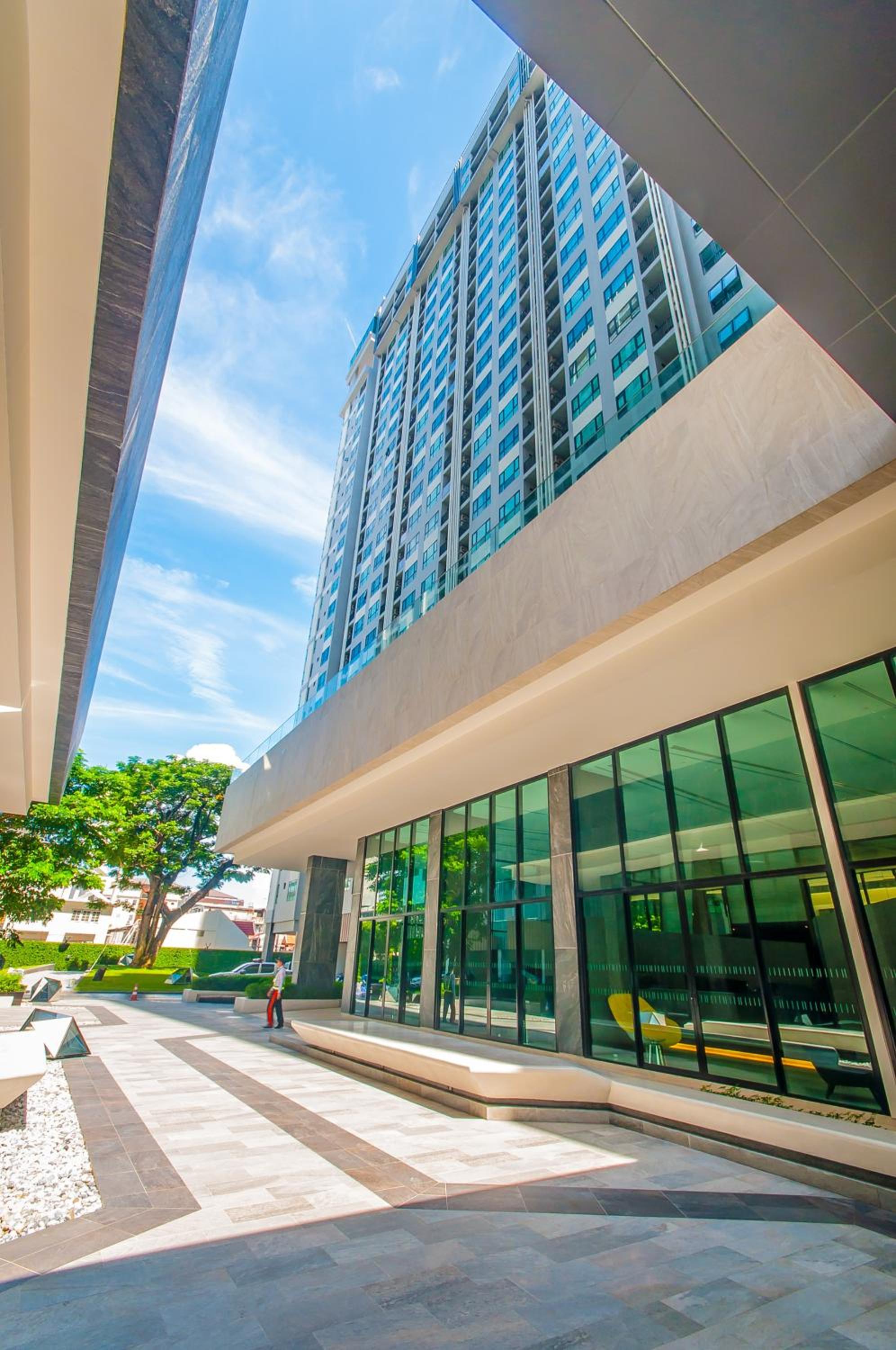 Central Pattaya Residence-The Base Condo
