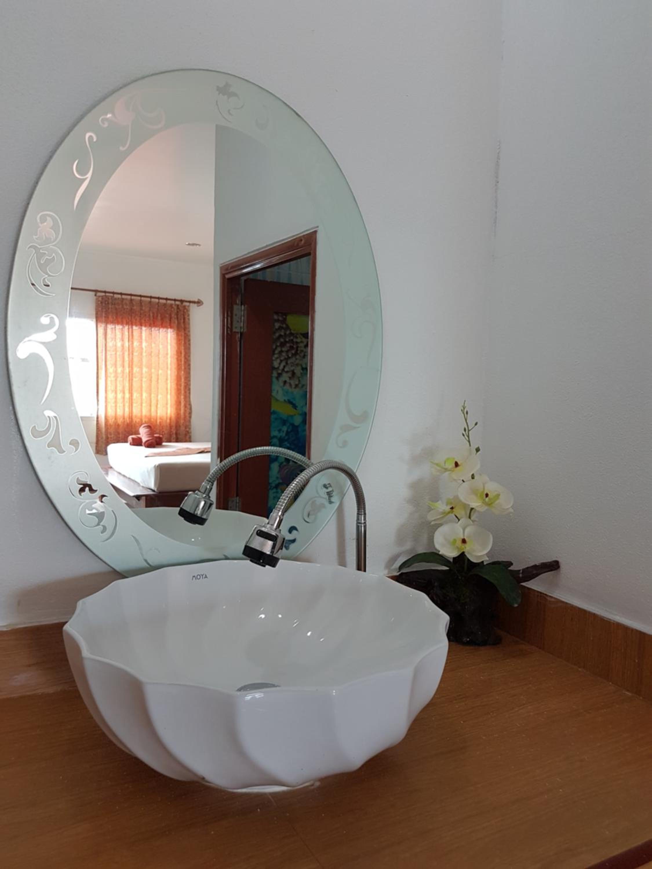 Lanta Paradise Beach Resort
