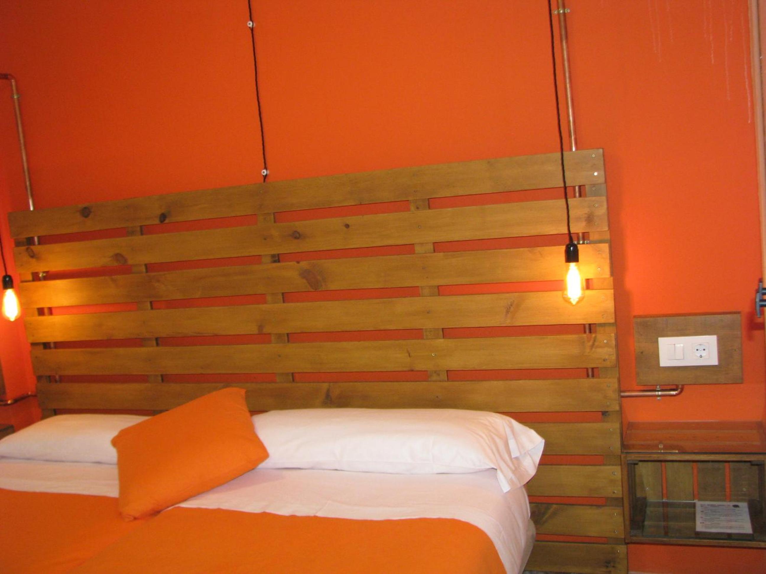 Barri Antic Hostel & Pub