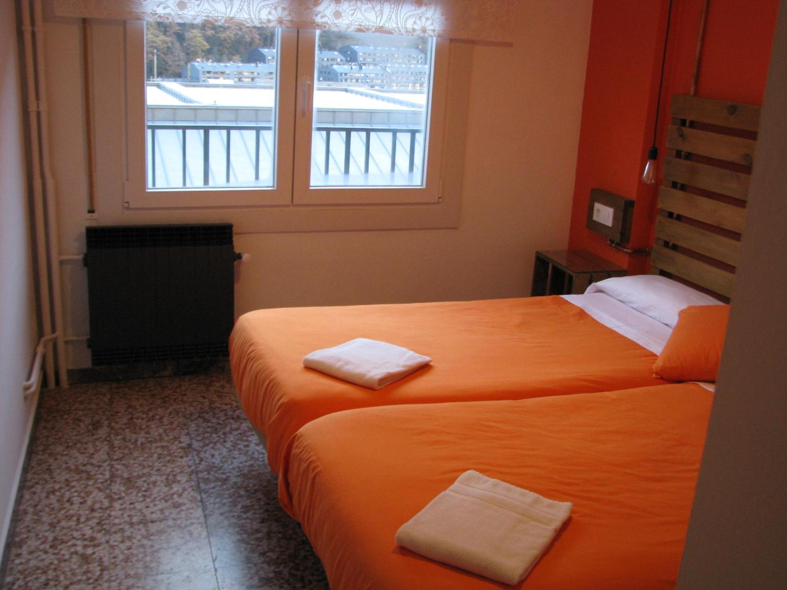 Barri Antic Hostel & Pub