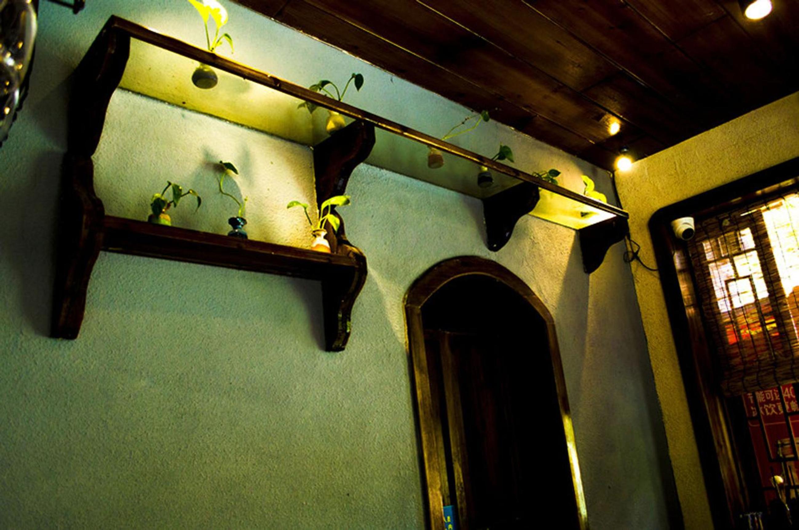Fenghuang Tujia Ethnic Minority River View Hotel
