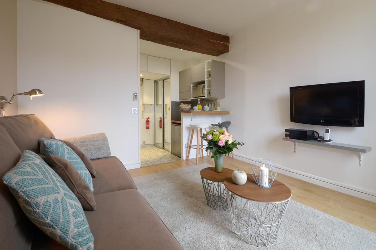HolidaysInParis - Bourg Tibourg