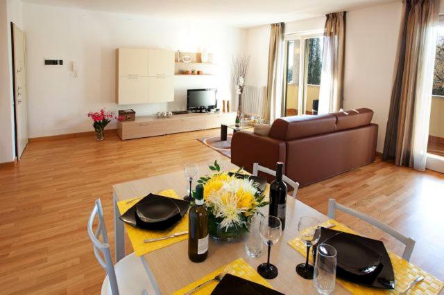 Tremezzo Residence-11 apartments to choose from in an exclusive residence by Italian Apartments