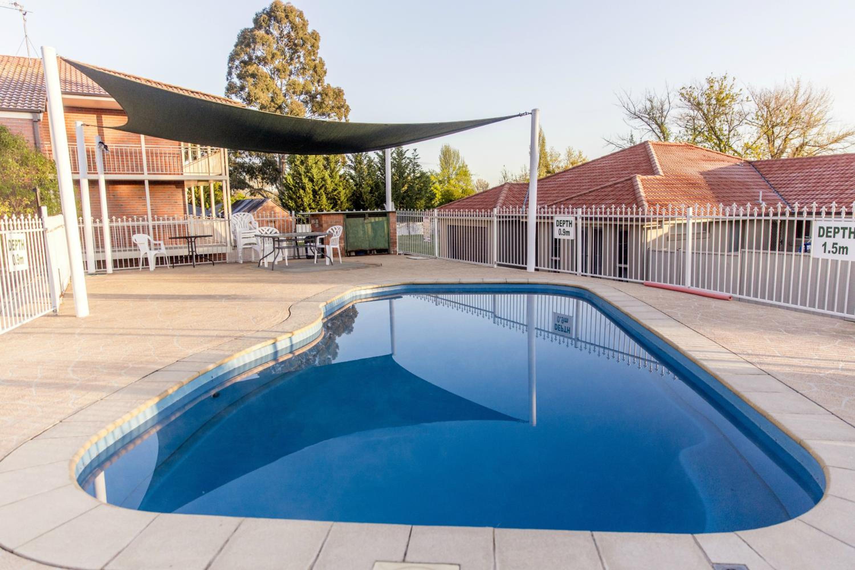 Bathurst Motor Inn