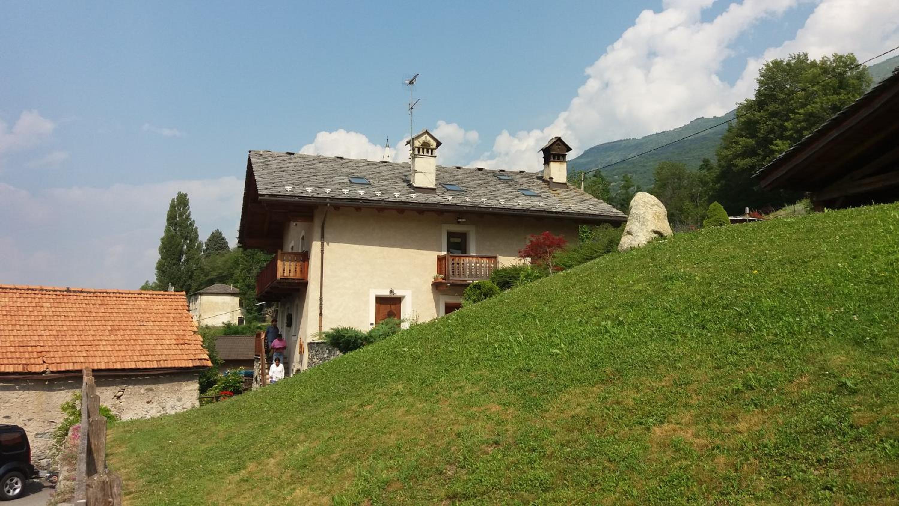 Photo 9