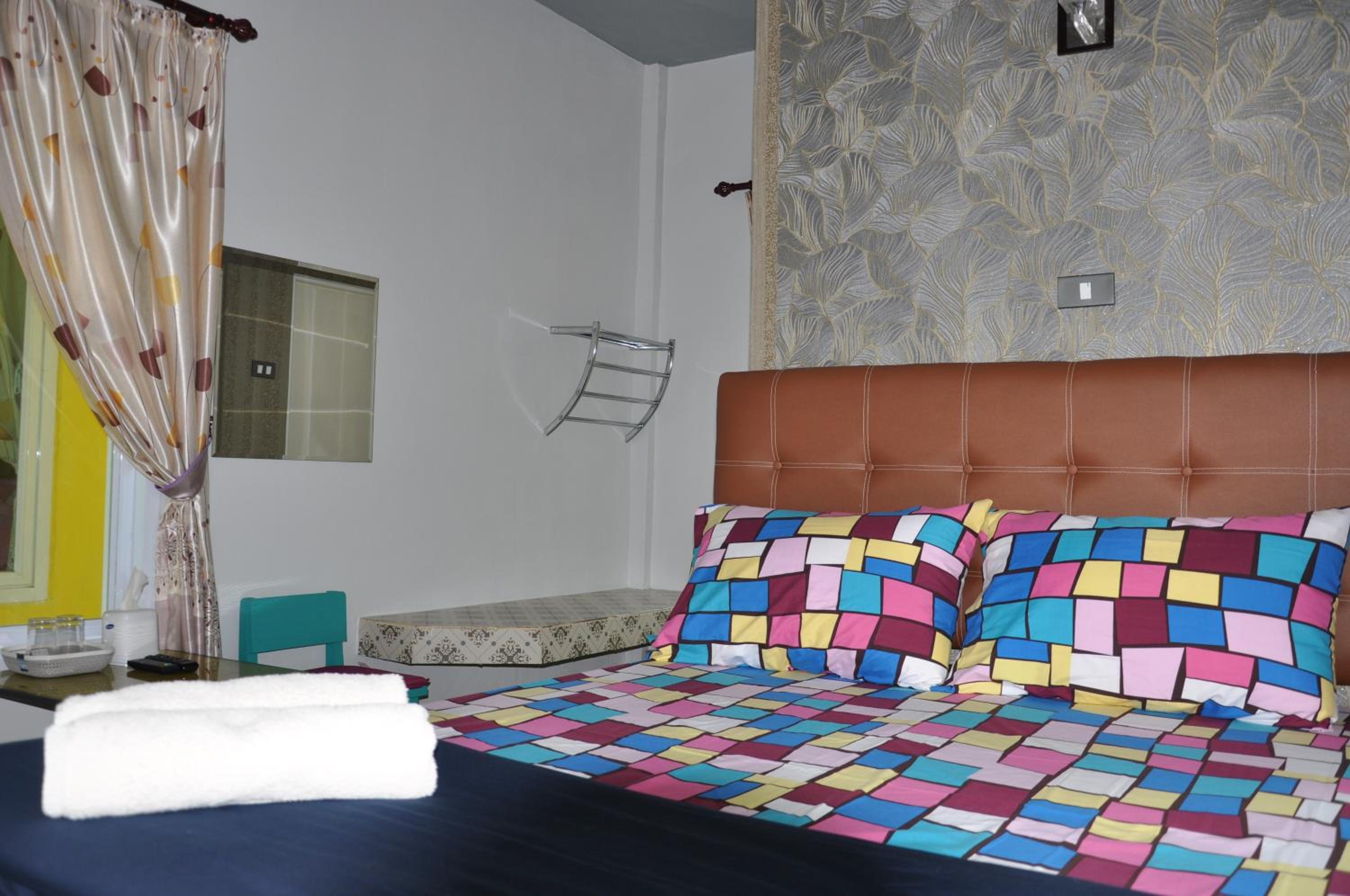 Feel Good Resort