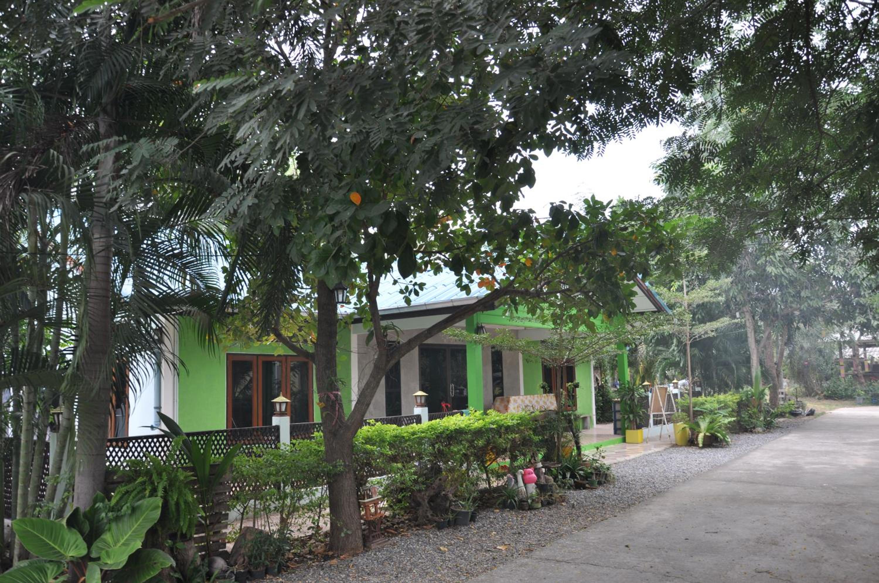 Feel Good Resort