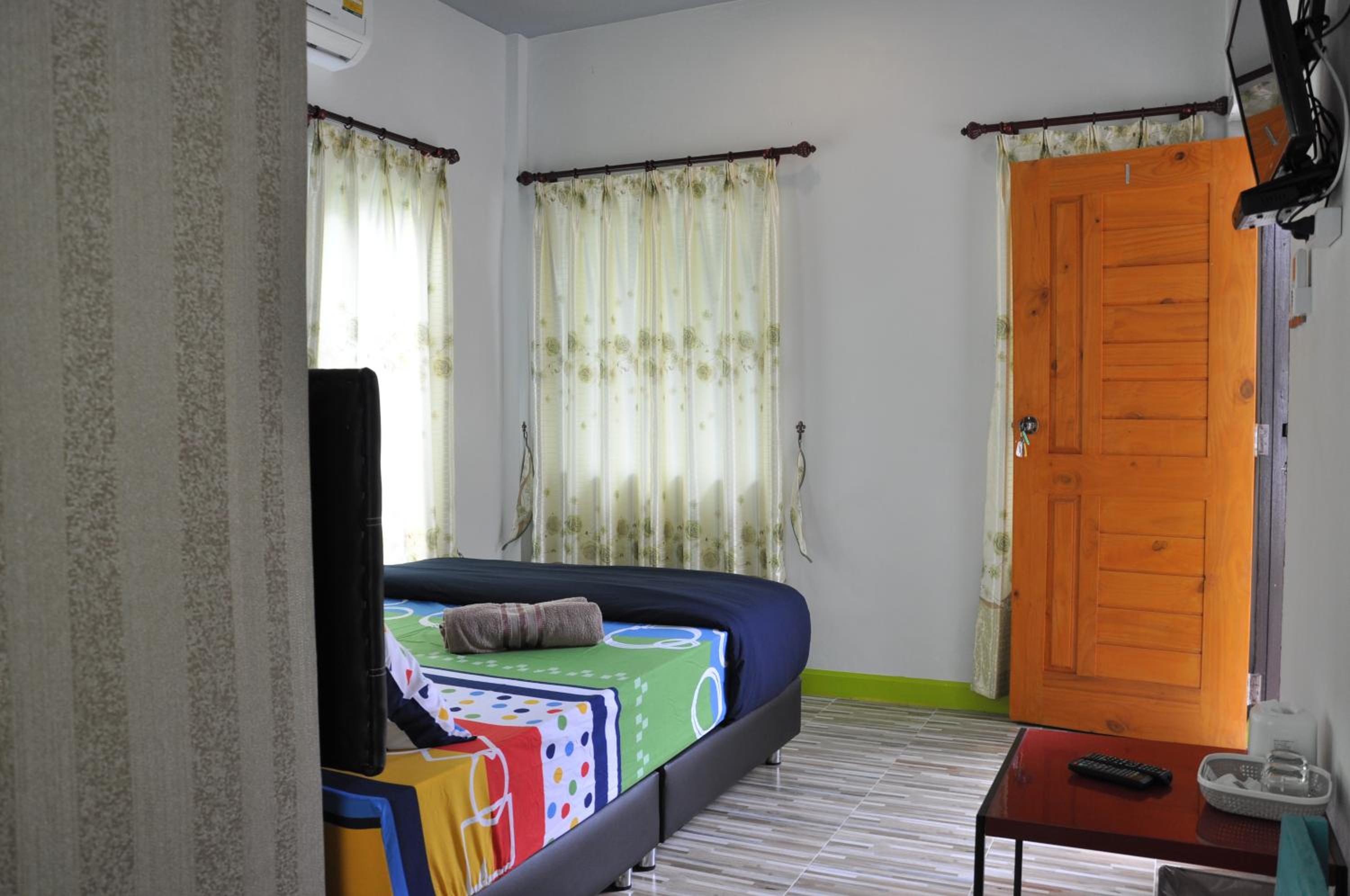 Feel Good Resort